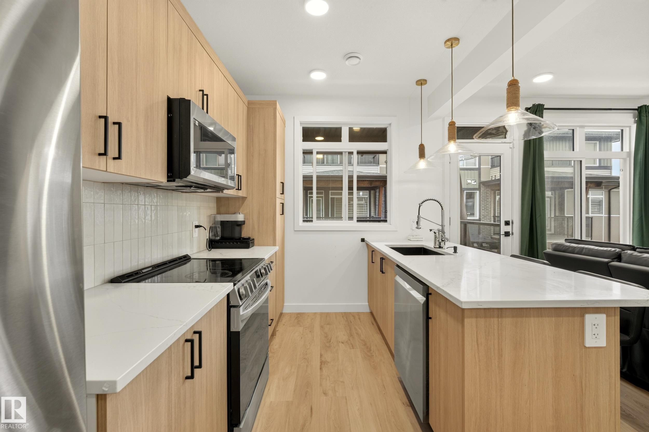 Photo 8 at 53 - 16231 19 Avenue SW, Glenridding Ravine, Edmonton