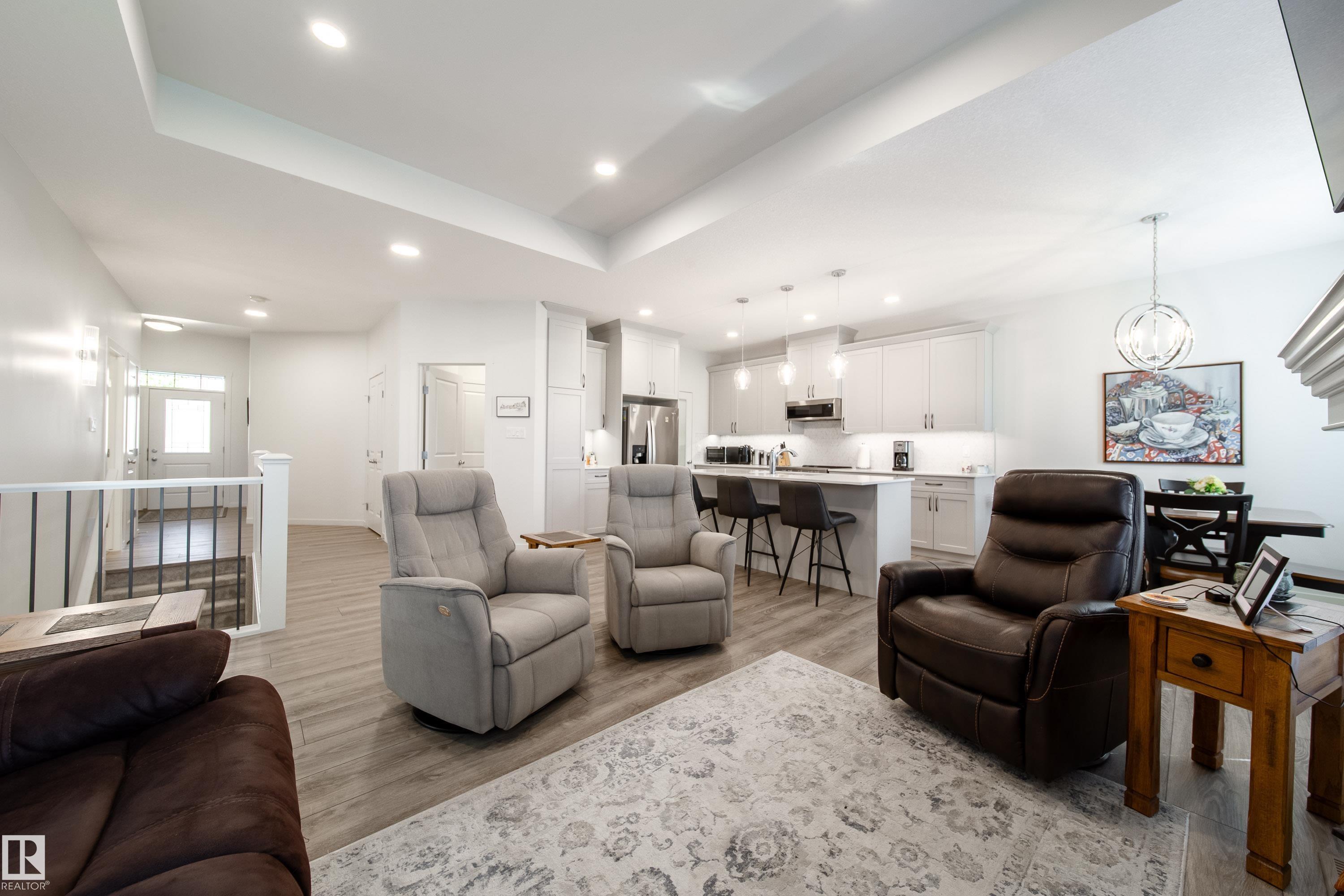 Photo 9 at 18 - 7115 Armour Link SW, Ambleside, Edmonton