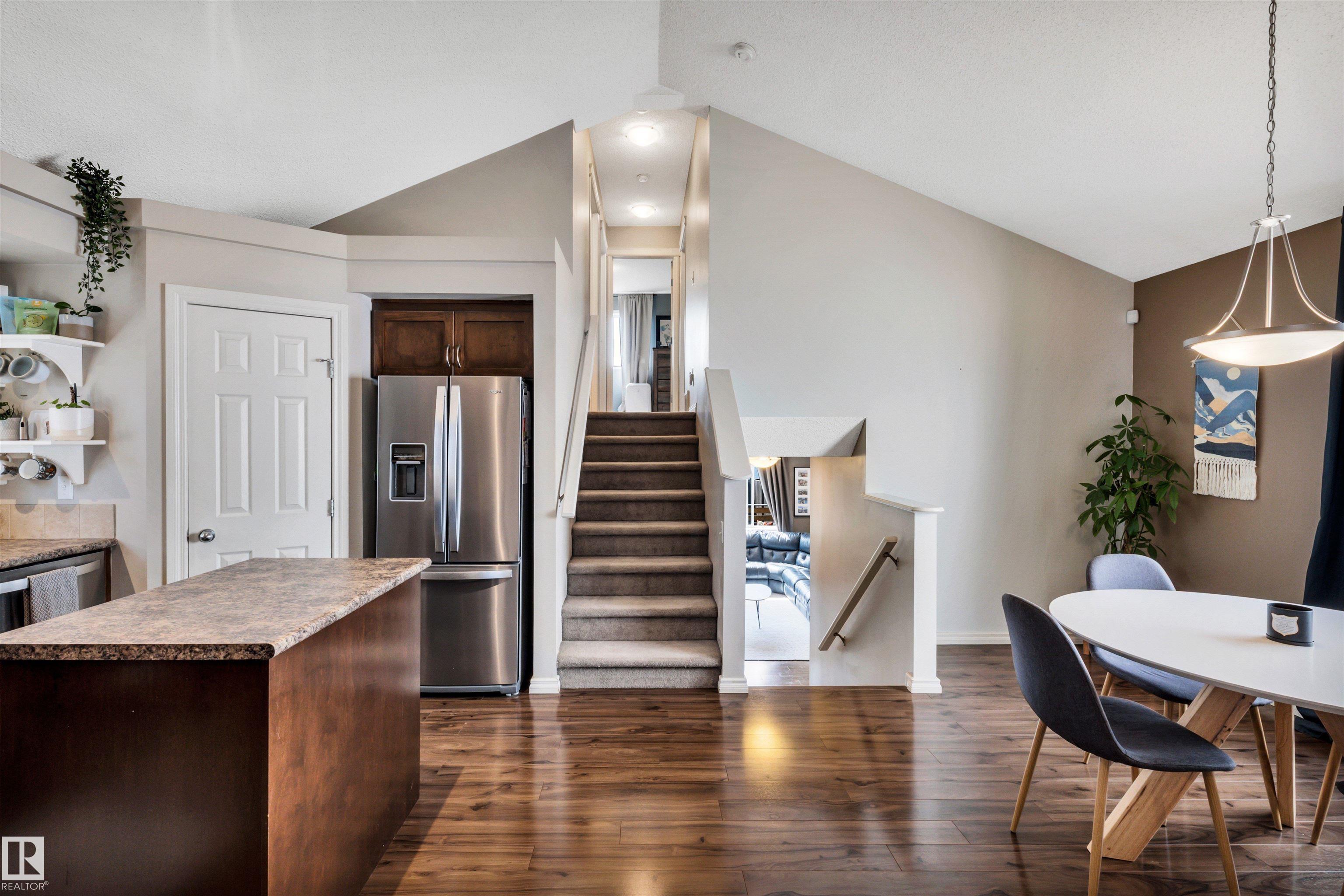 Photo 9 at 5608 Stevens Crescent NW, South Terwillegar, Edmonton
