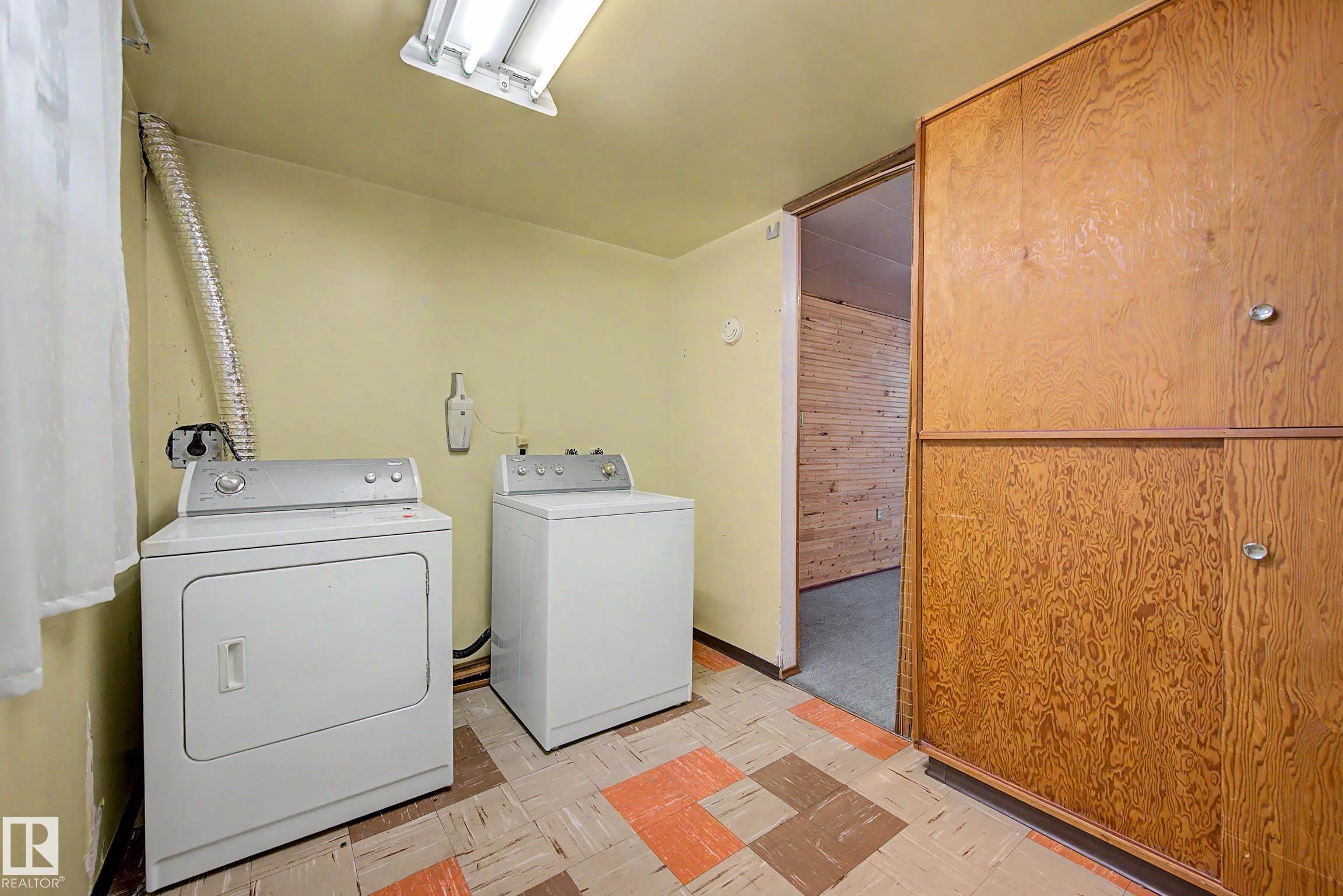 Photo 34 at 9723 76 Street NW, Holyrood, Edmonton