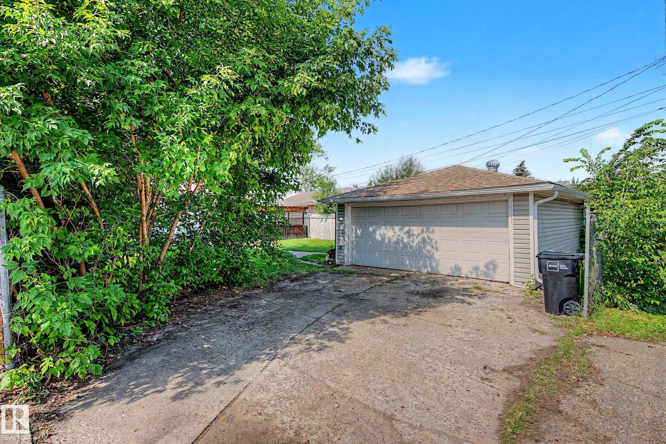 Photo 49 at 9723 76 Street NW, Holyrood, Edmonton