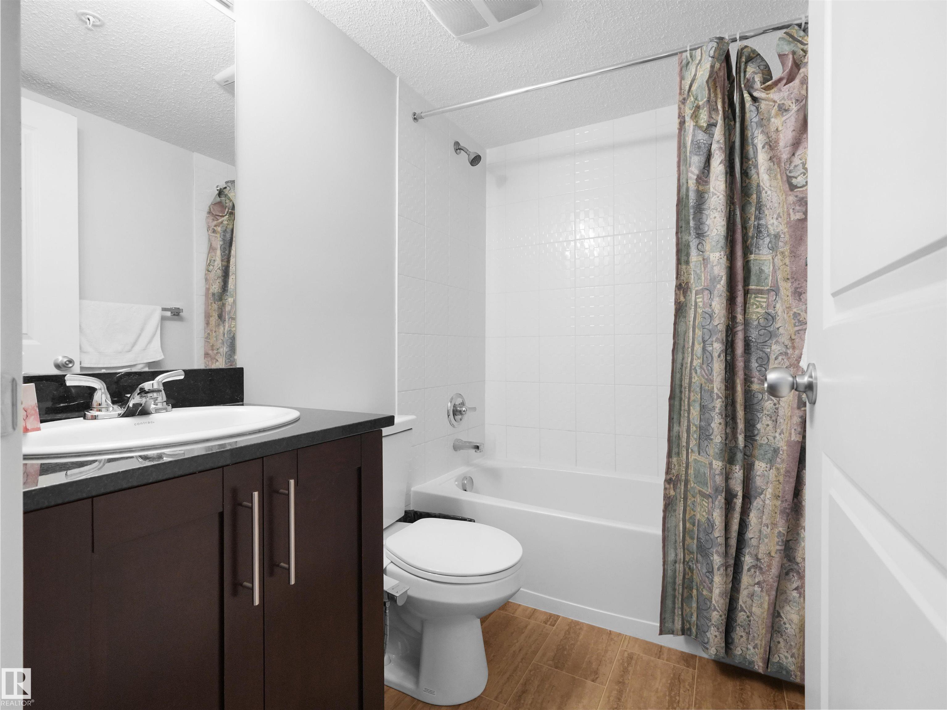 Photo 13 at 205 - 5816 Mullen Place NW, MacTaggart, Edmonton
