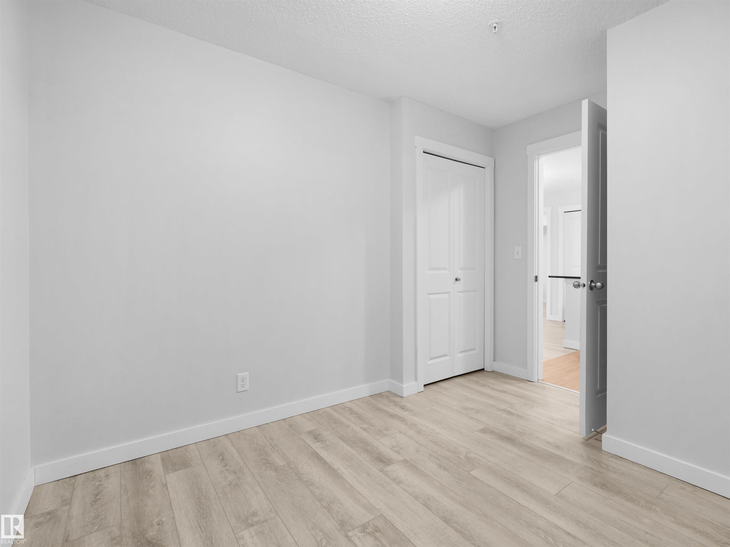 Photo 7 at 205 - 5816 Mullen Place NW, MacTaggart, Edmonton