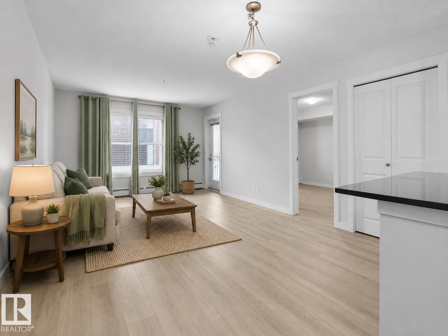 Photo 8 at 205 - 5816 Mullen Place NW, MacTaggart, Edmonton