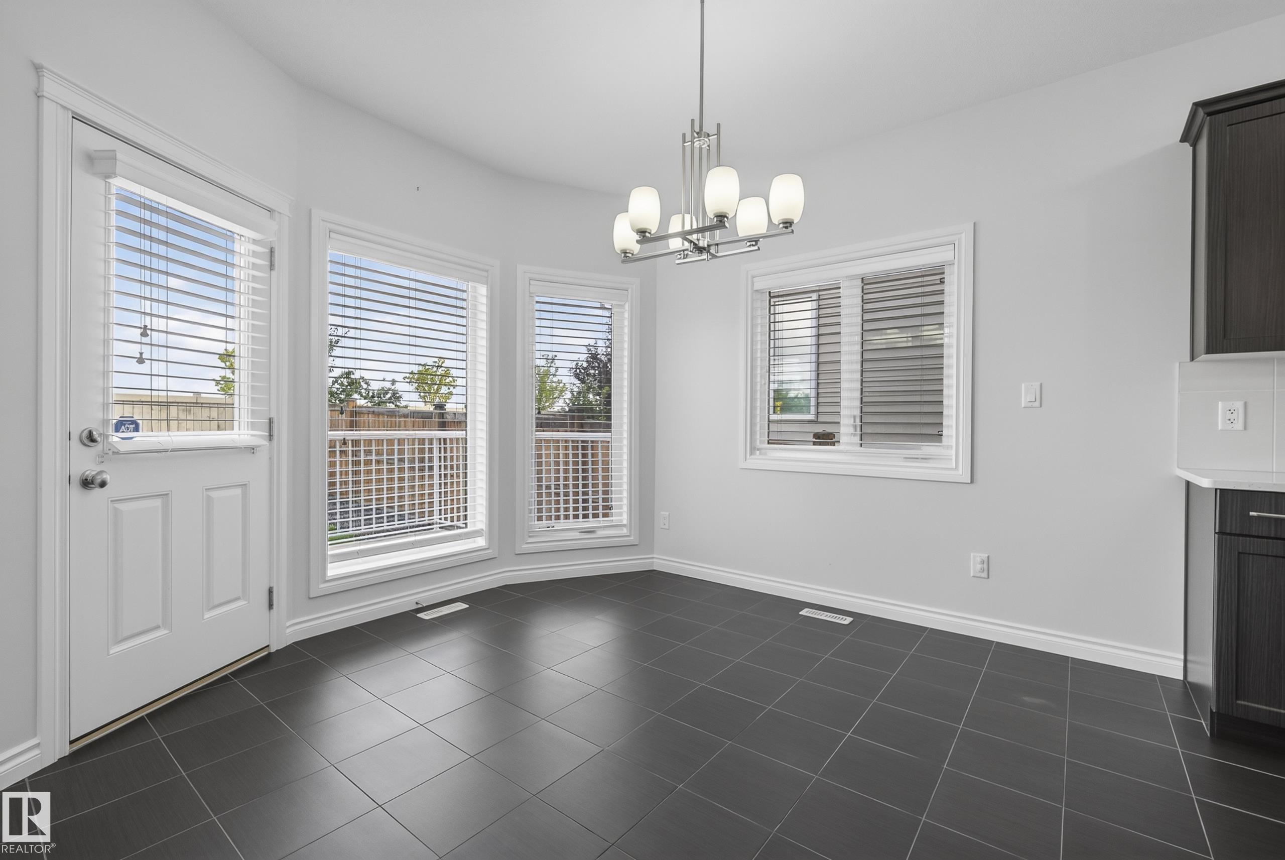 Photo 16 at 15852 10 Avenue SW, Glenridding Heights, Edmonton