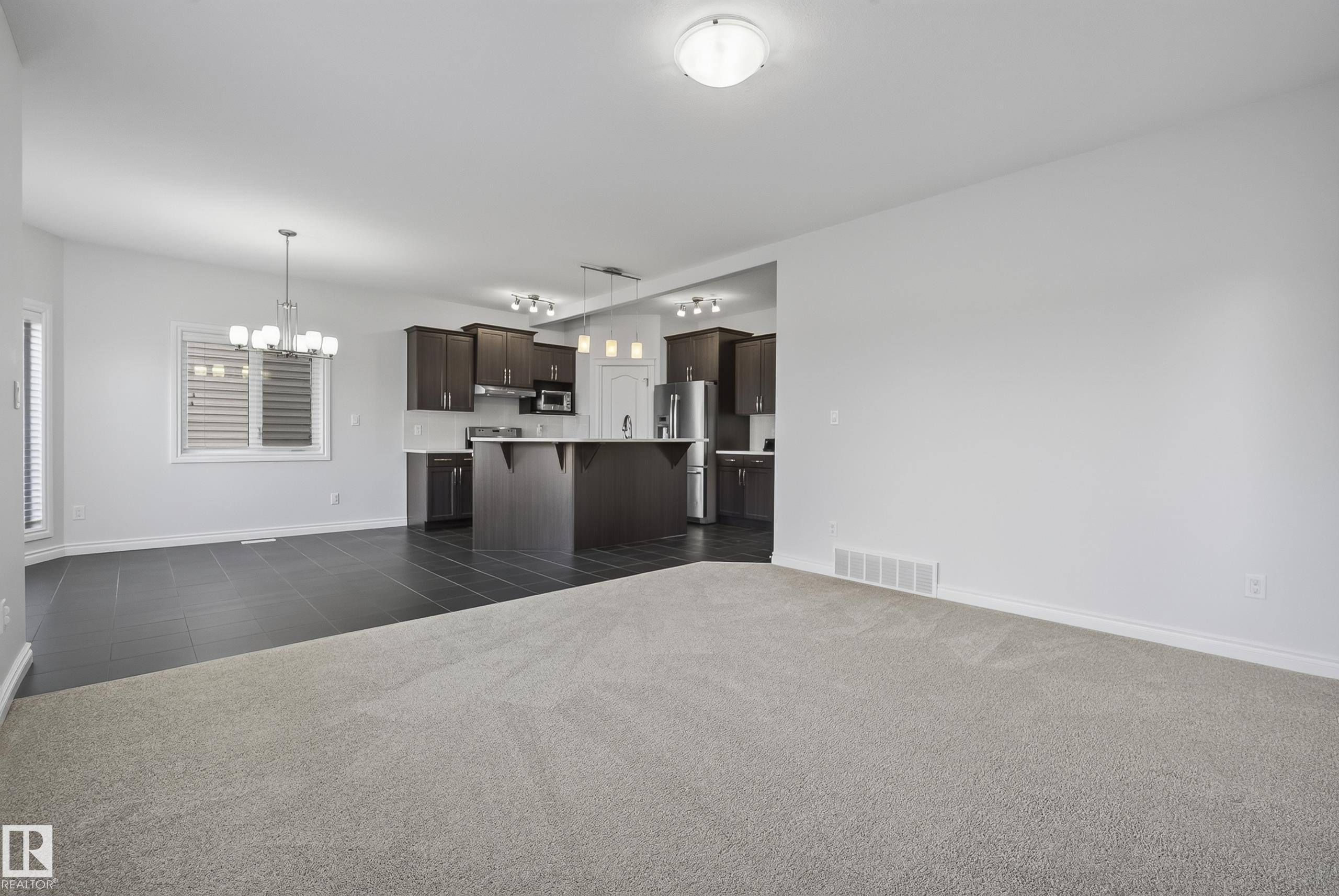 Photo 23 at 15852 10 Avenue SW, Glenridding Heights, Edmonton