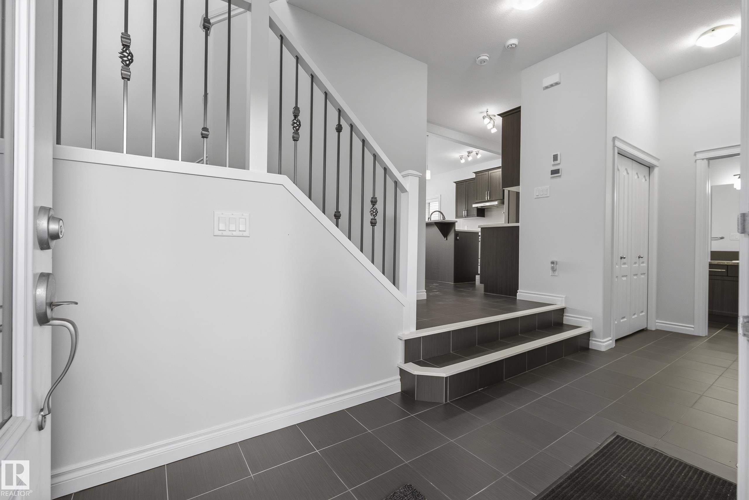 15852 10 Avenue SW, Glenridding Heights, Edmonton