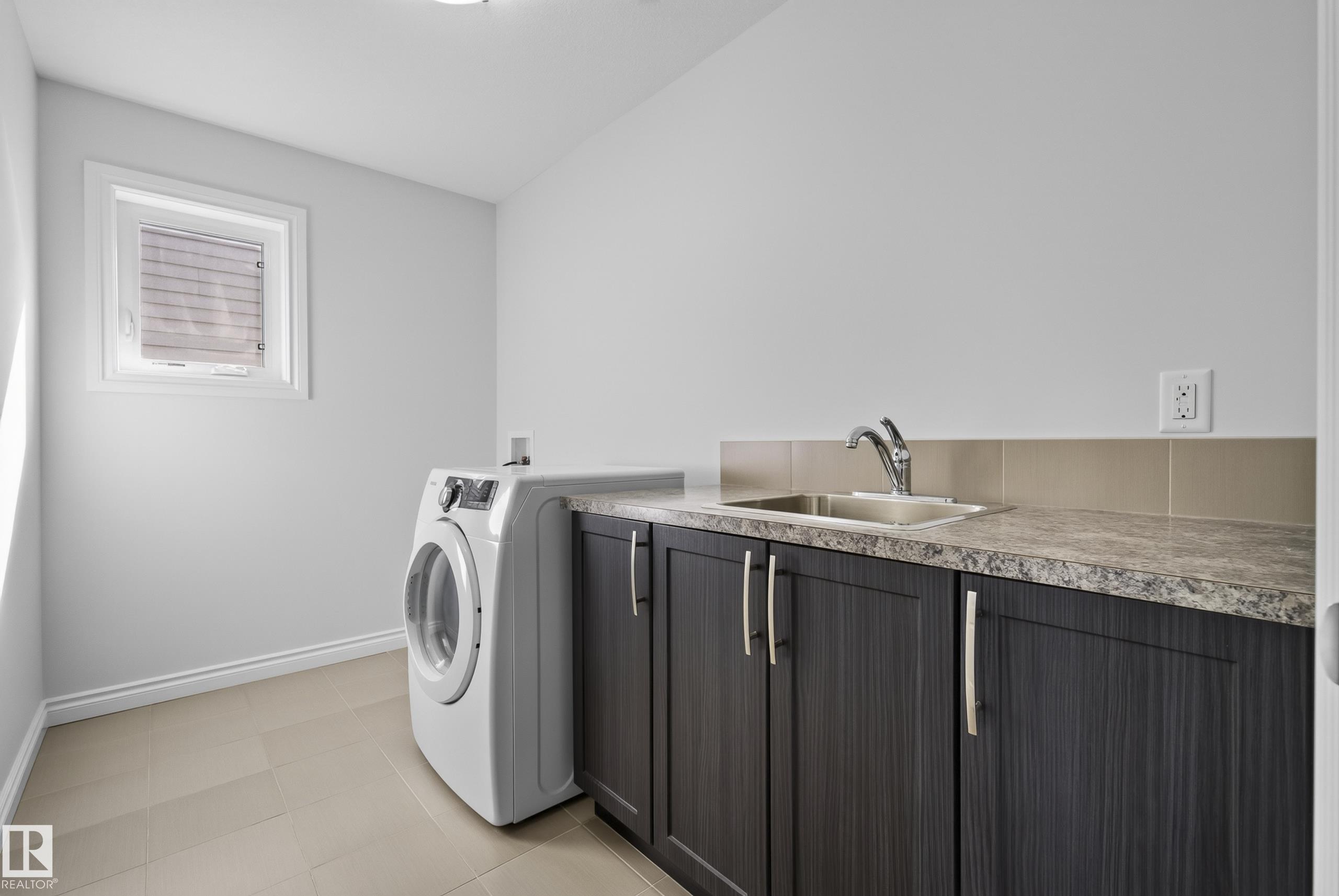 Photo 41 at 15852 10 Avenue SW, Glenridding Heights, Edmonton