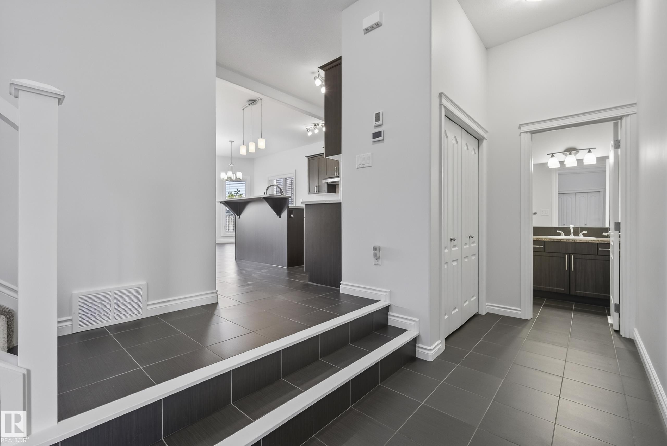 Photo 6 at 15852 10 Avenue SW, Glenridding Heights, Edmonton