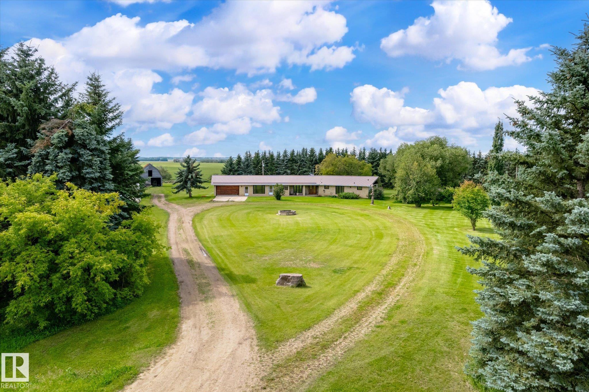 58032 Rge Road 251, None, Rural Sturgeon County