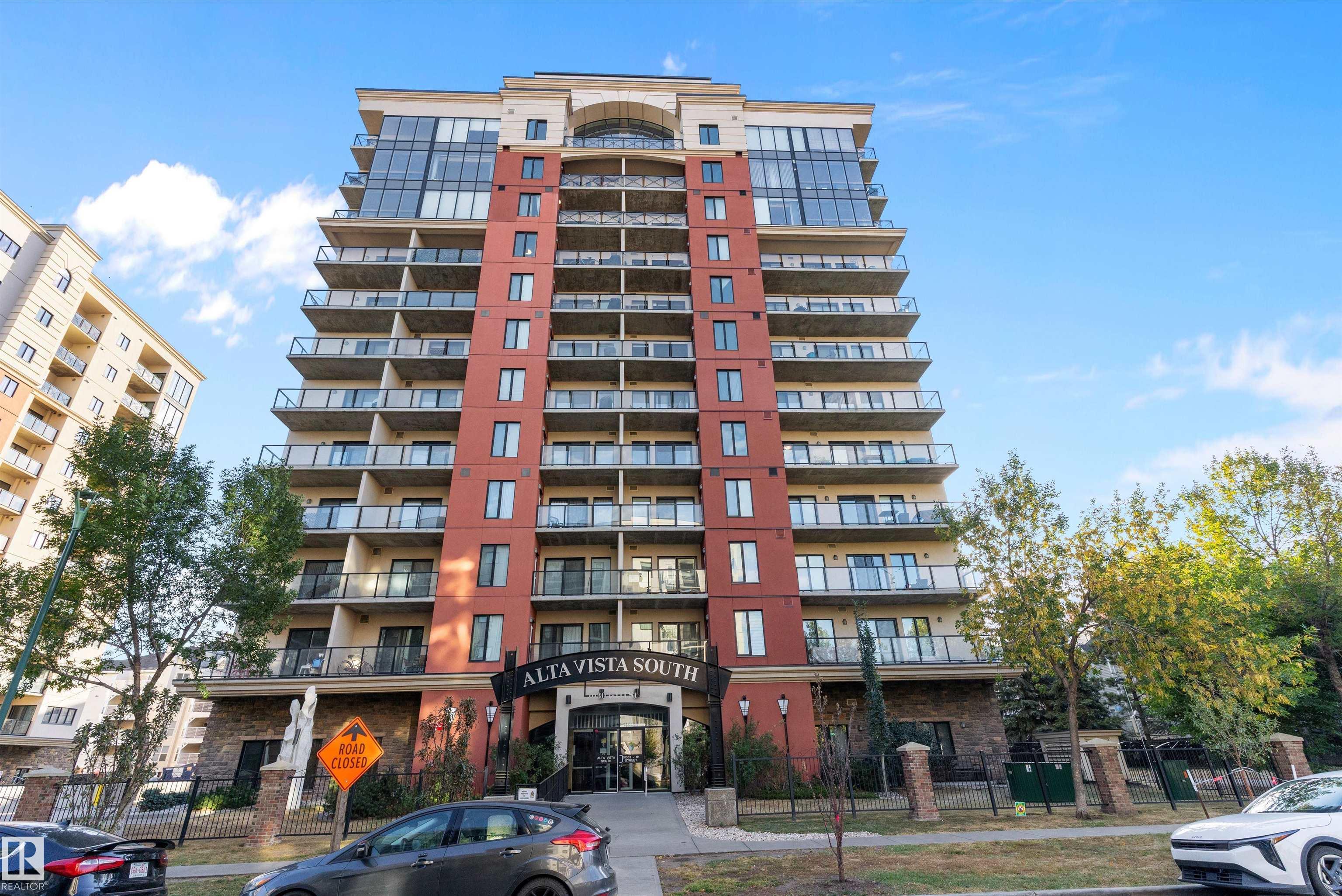 702 - 10303 111 Street NW, Downtown, Edmonton