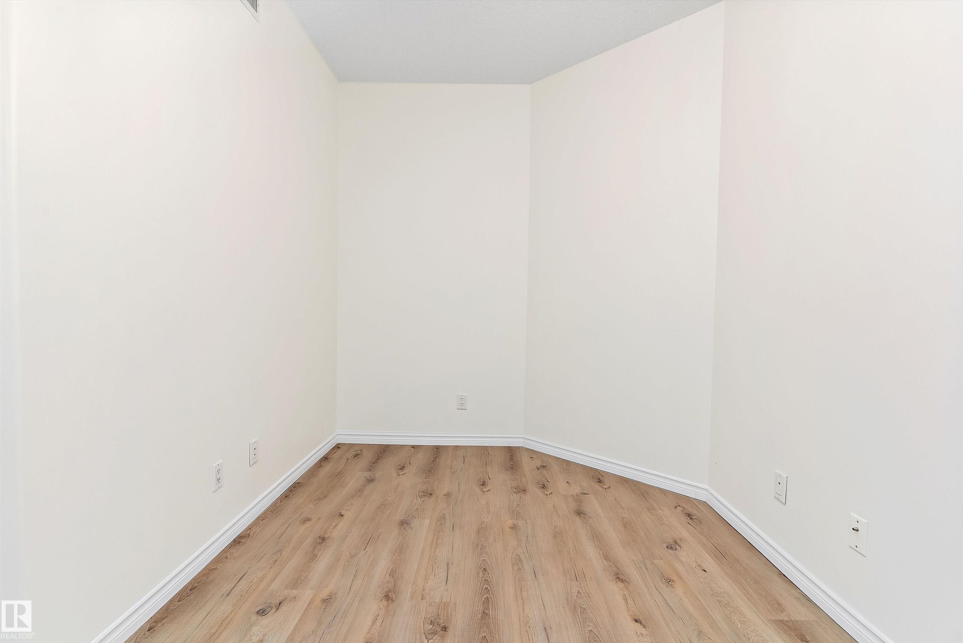 Photo 24 at 702 - 10303 111 Street NW, Downtown, Edmonton