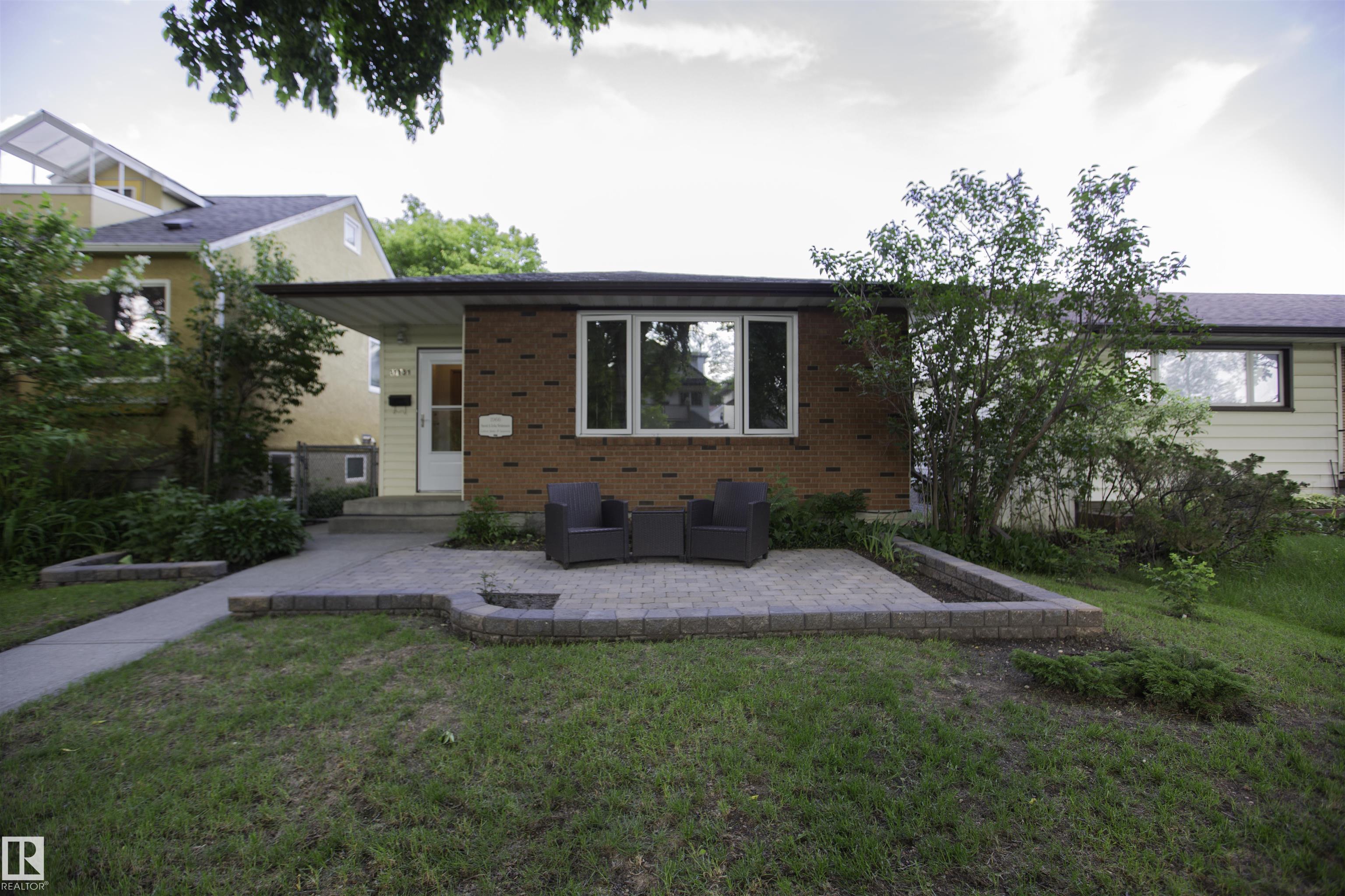 Listing photo thumbnail