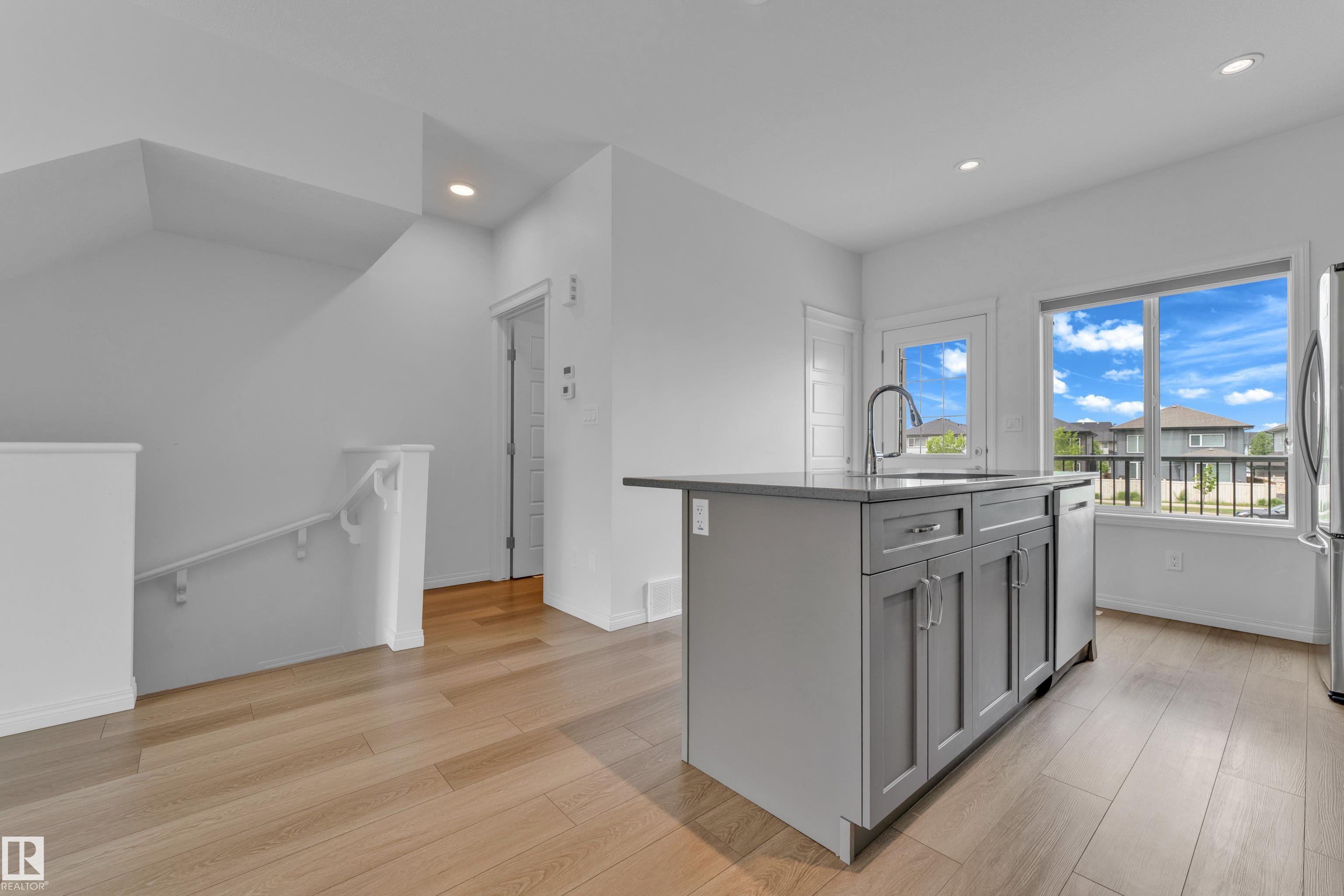 Photo 11 at 1534 157 Street SW, Glenridding Ravine, Edmonton