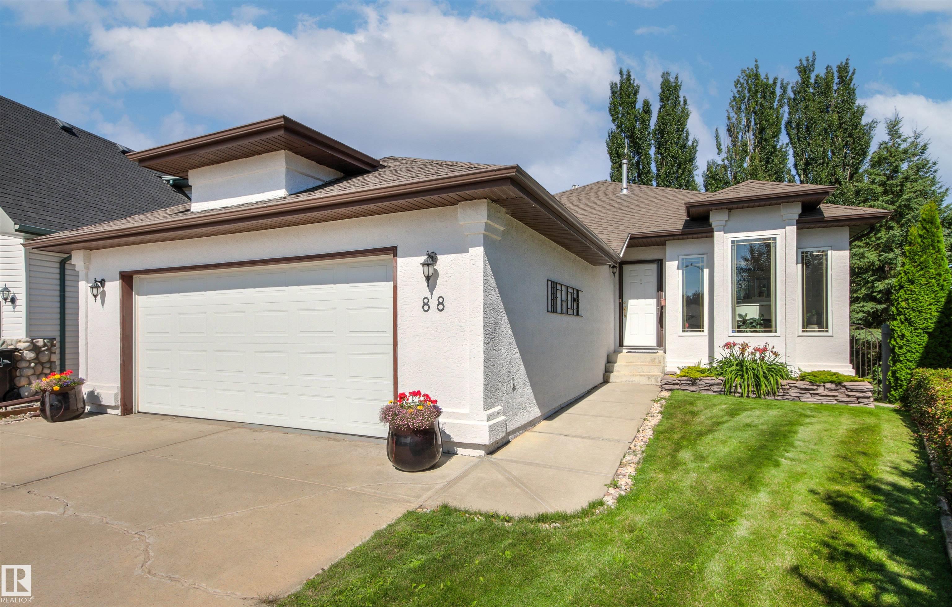 88 Dechene Road NW, Dechene, Edmonton