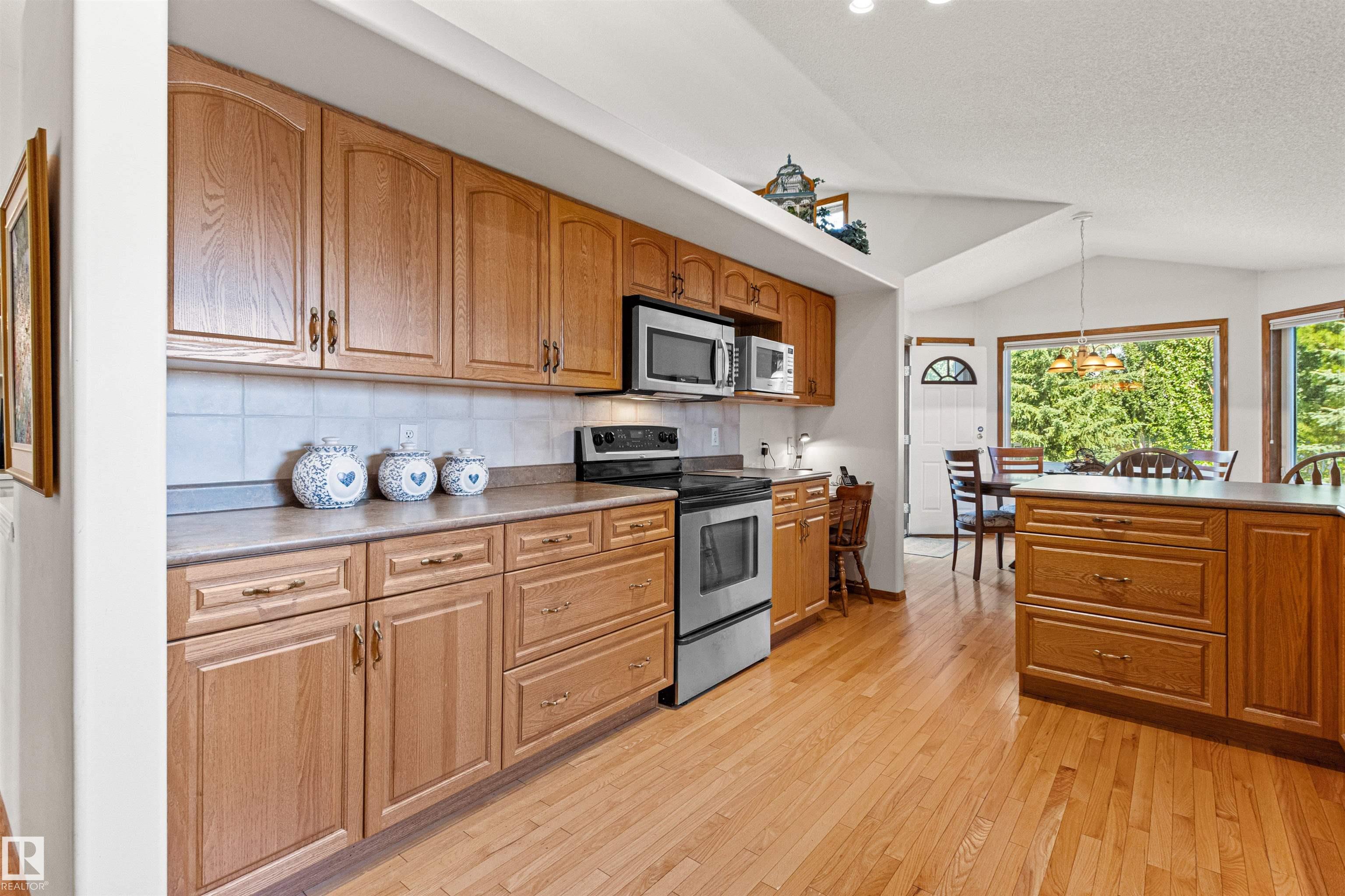 Photo 15 at 88 Dechene Road NW, Dechene, Edmonton