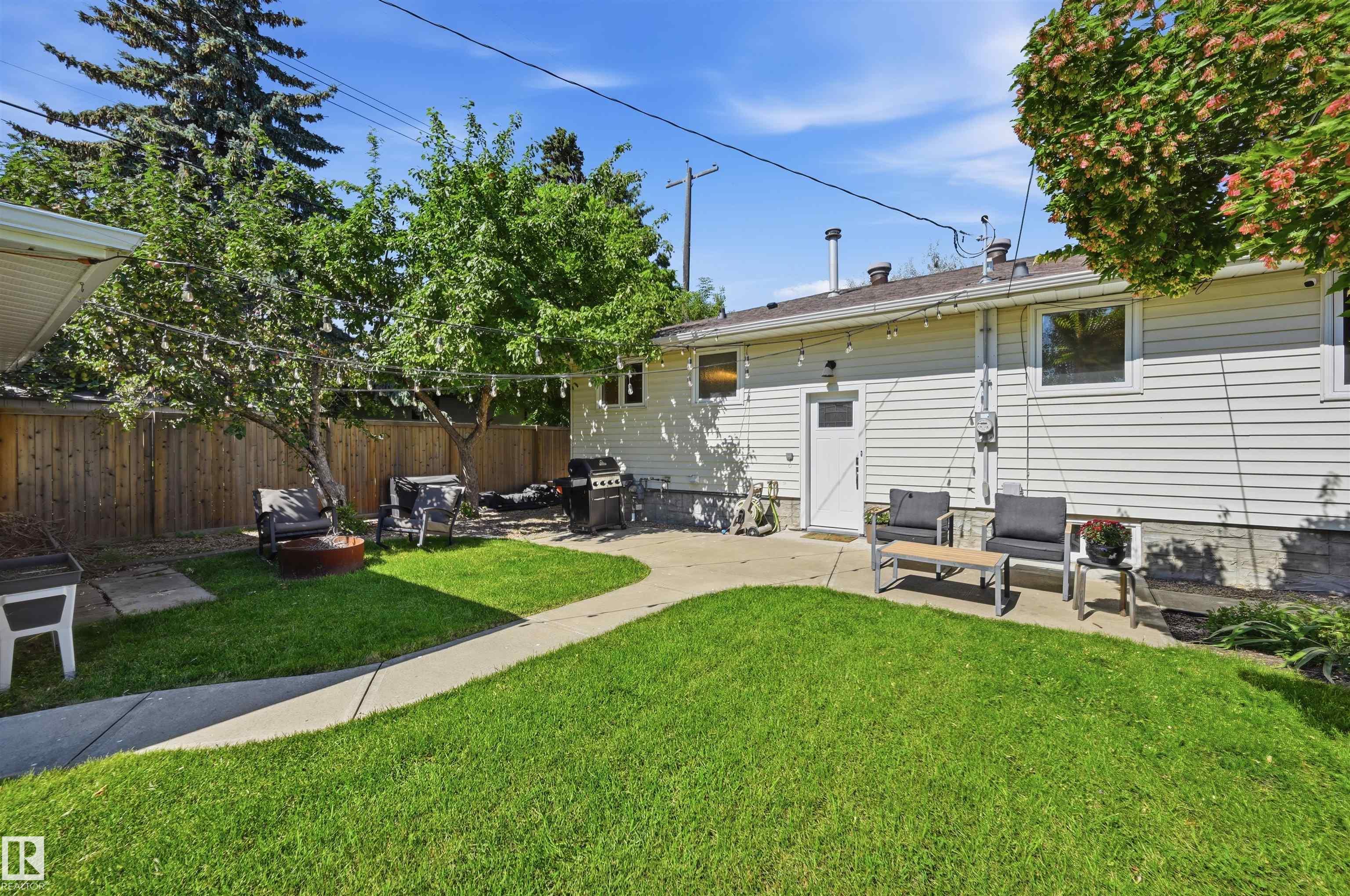 Photo 45 at 6015 92a Avenue NW, Ottewell, Edmonton