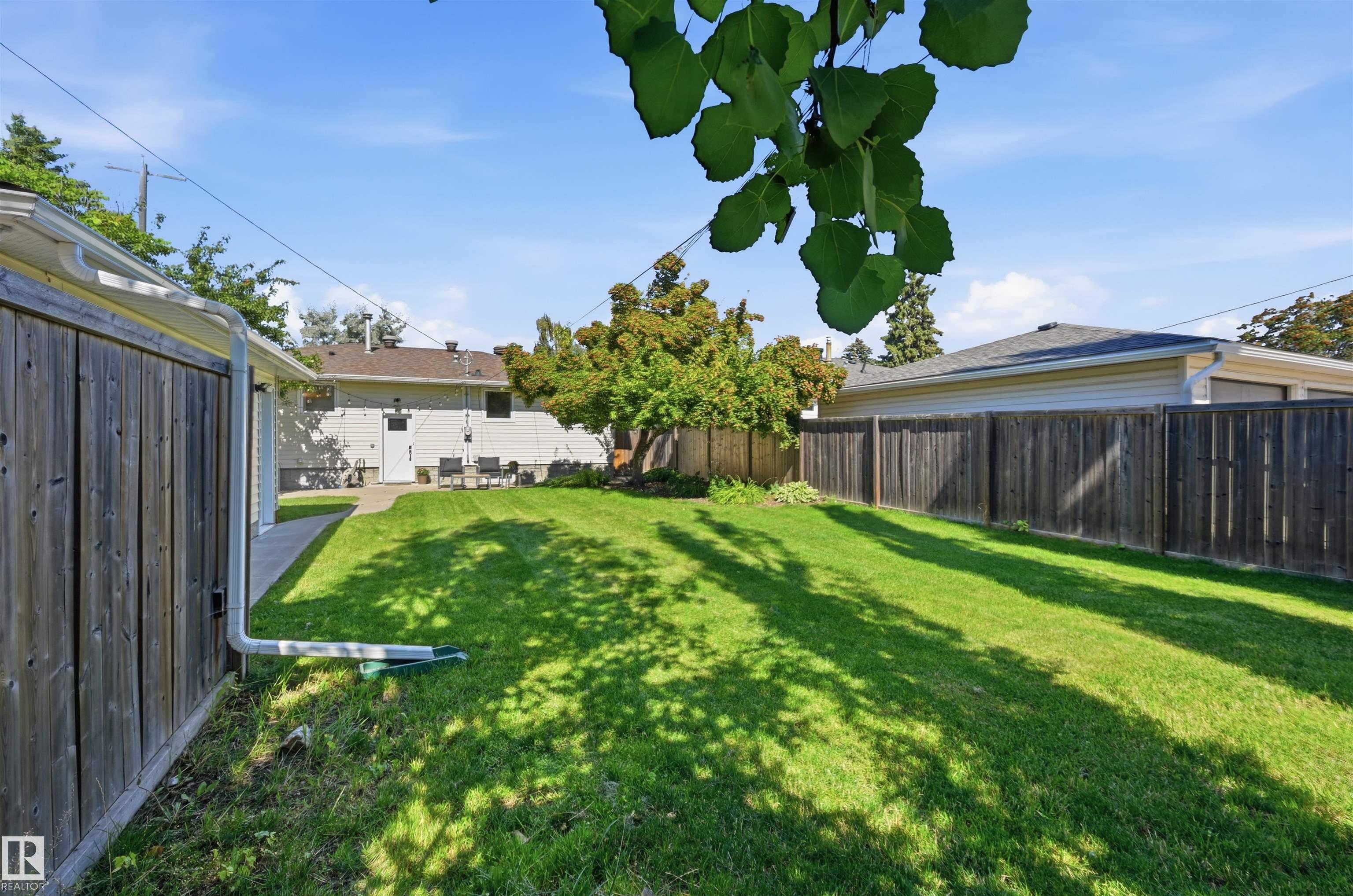 Photo 49 at 6015 92a Avenue NW, Ottewell, Edmonton