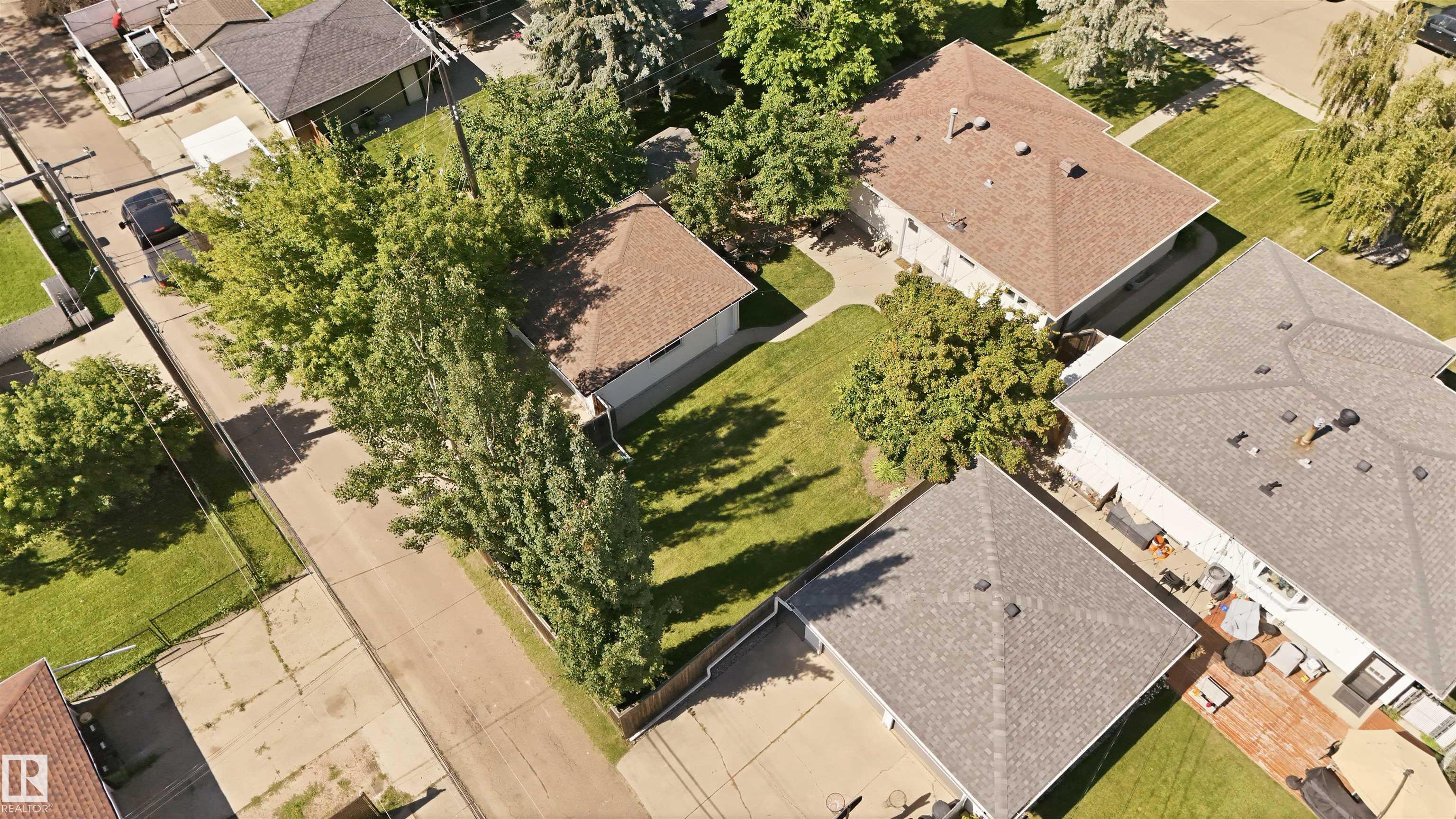 Photo 56 at 6015 92a Avenue NW, Ottewell, Edmonton