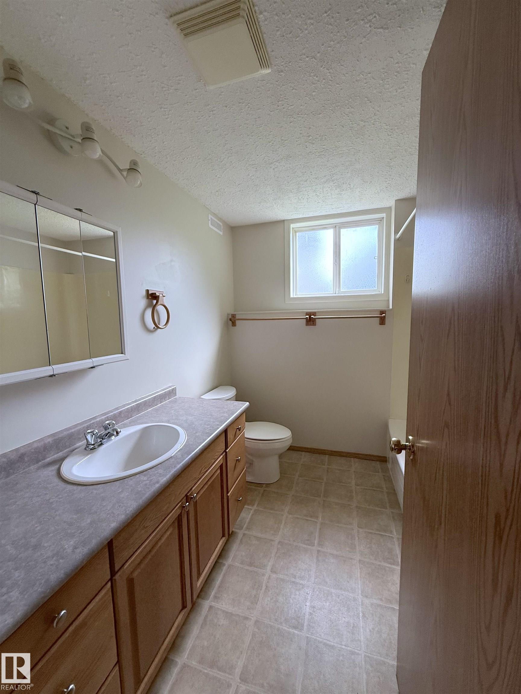 Photo 16 at 10309A & 10309B 98 Avenue, Old Fort Saskatchewan, Fort Saskatchewan