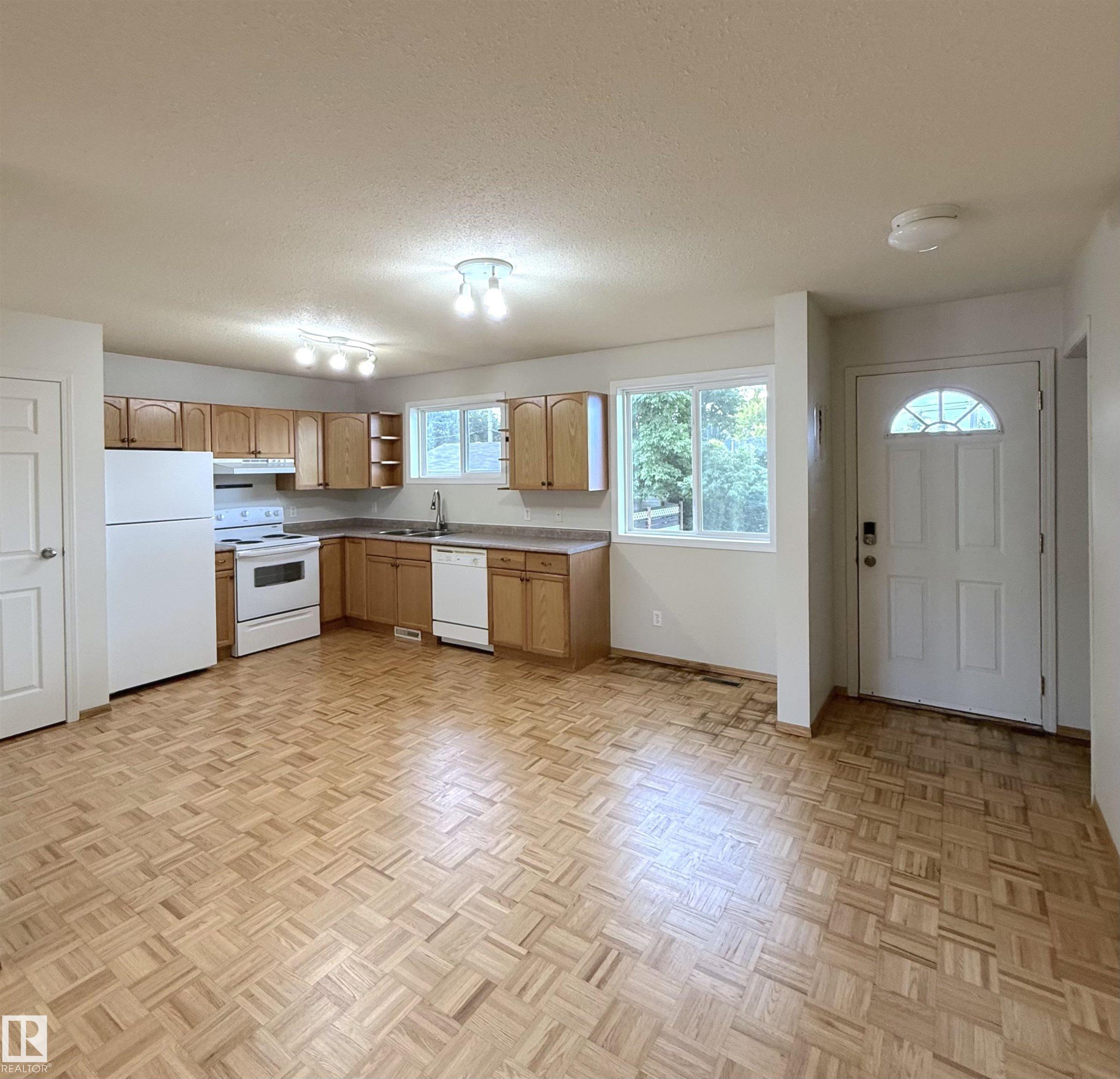 Photo 6 at 10309A & 10309B 98 Avenue, Old Fort Saskatchewan, Fort Saskatchewan