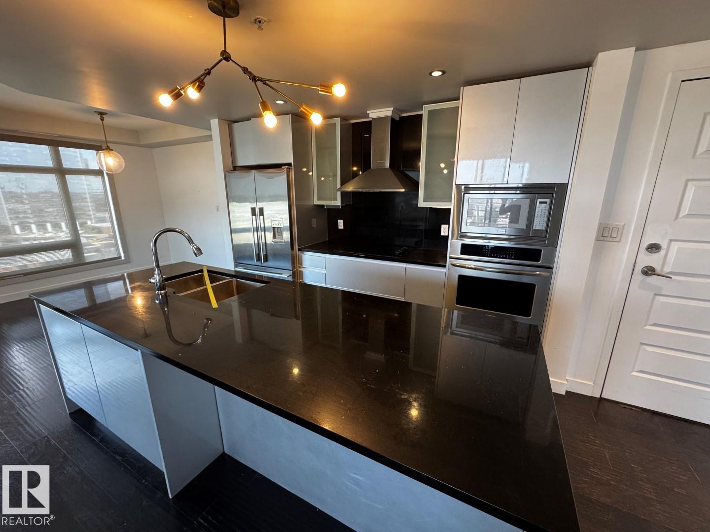 1803 - 10388 105 Street NW, Downtown, Edmonton