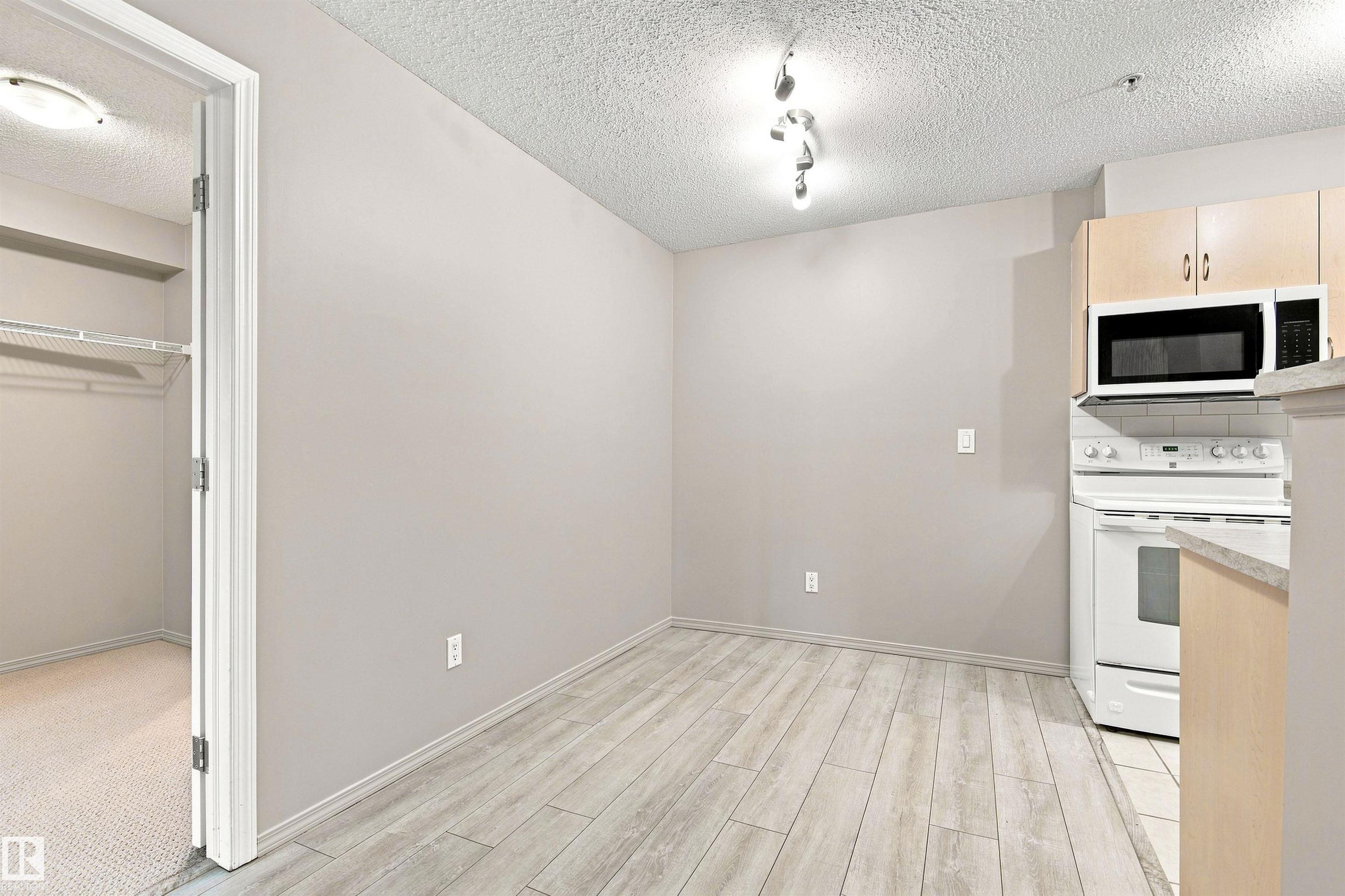 Photo 13 at 117 - 17011 67 Avenue NW, Callingwood South, Edmonton