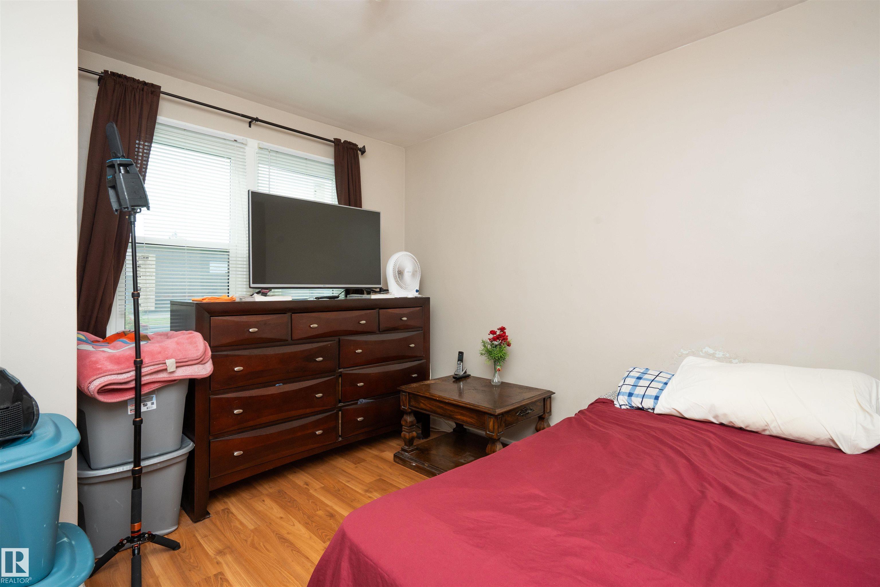 Photo 11 at 12919 66 Street NW, Belvedere, Edmonton