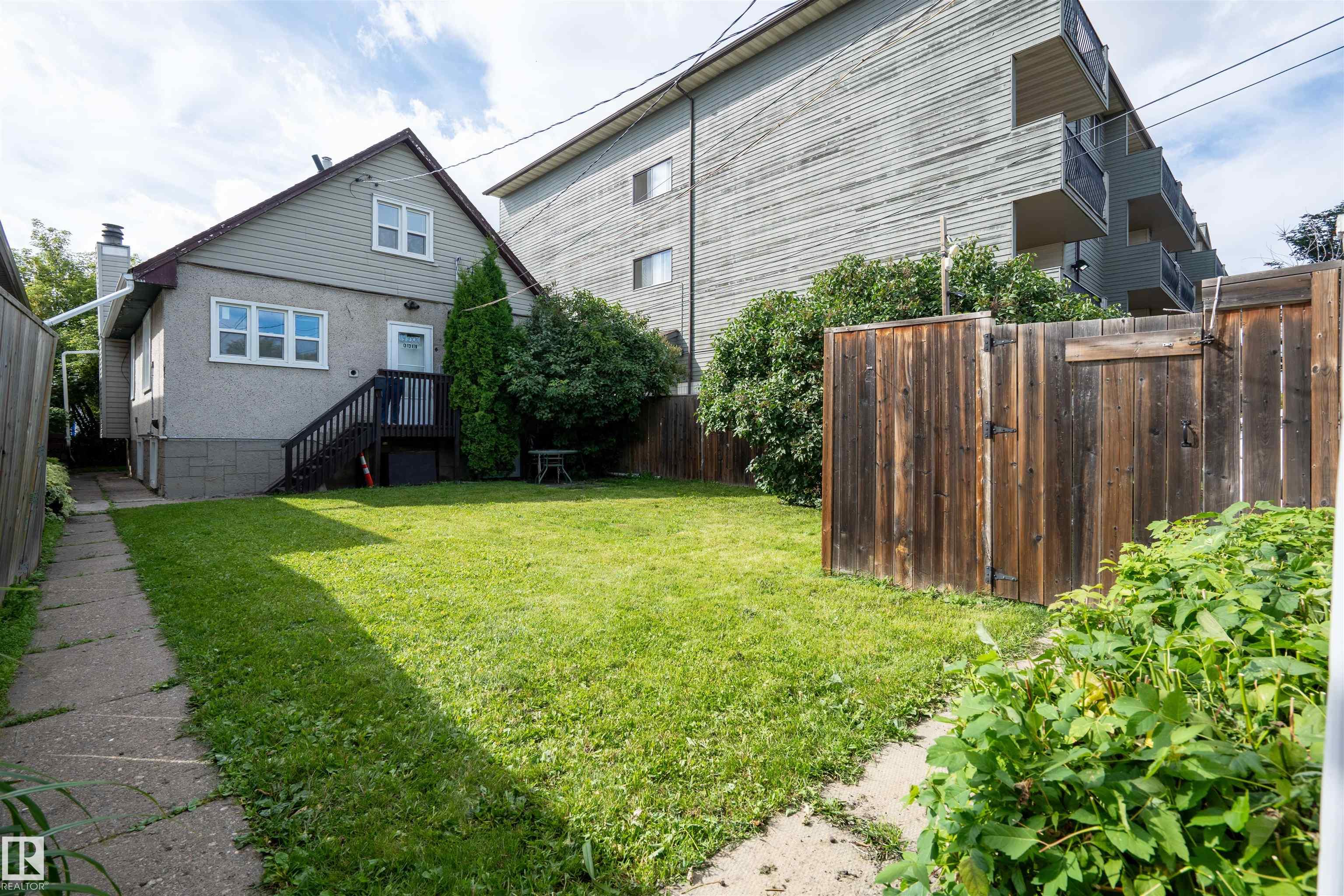 Photo 32 at 12919 66 Street NW, Belvedere, Edmonton
