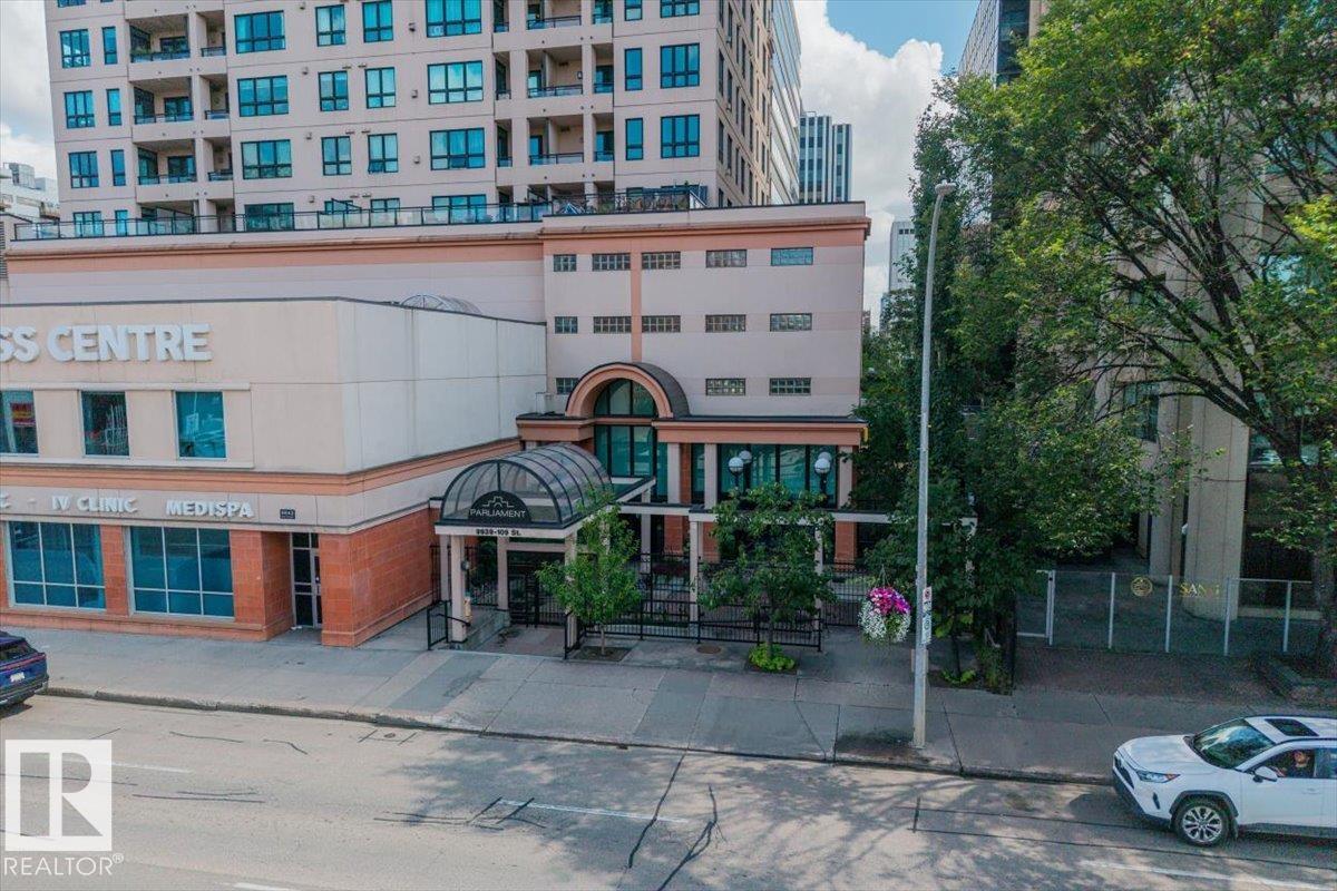 704 - 9939 109 Street NW, Downtown, Edmonton