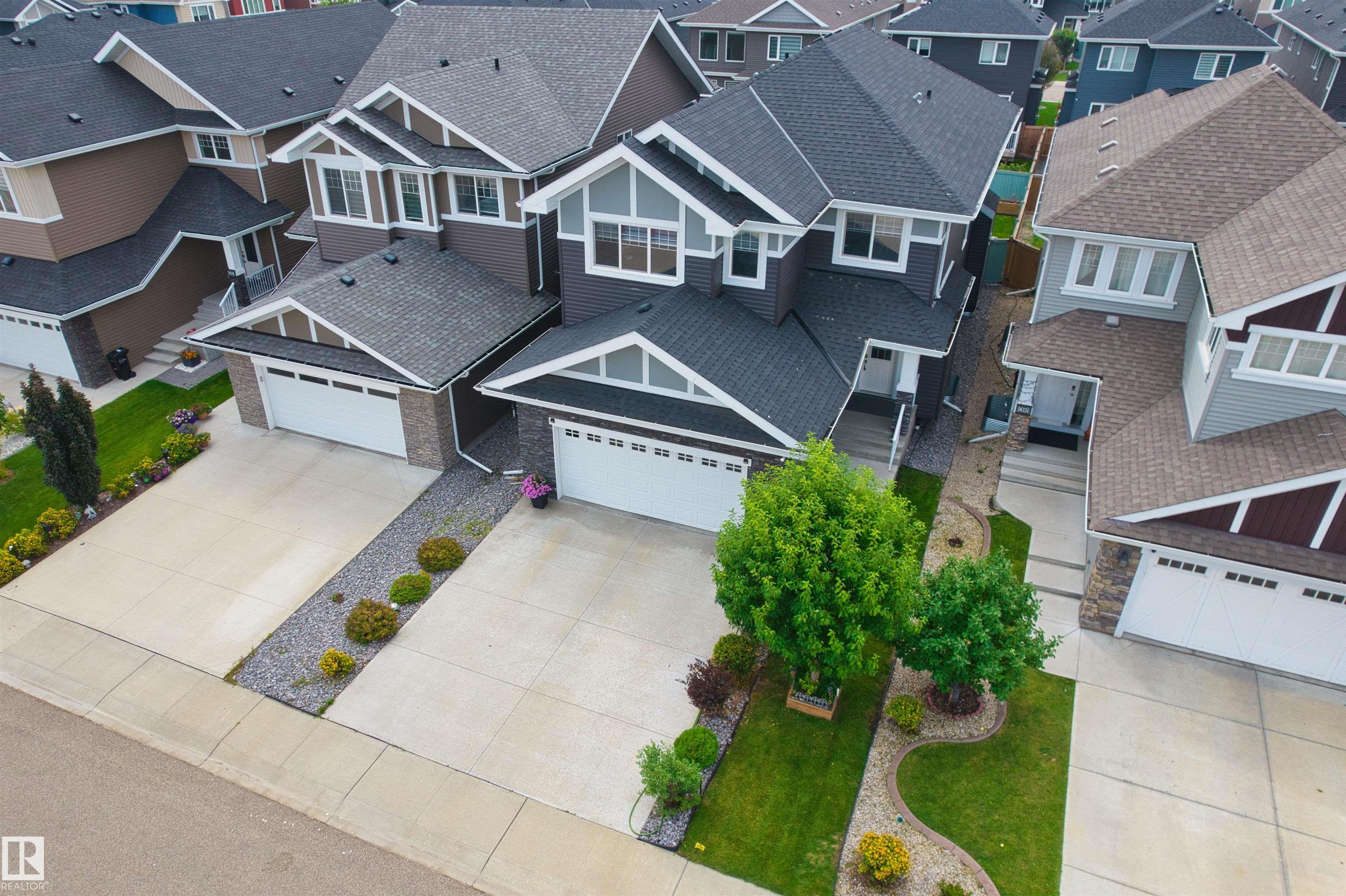 16327 17 Avenue SW, Glenridding Heights, Edmonton