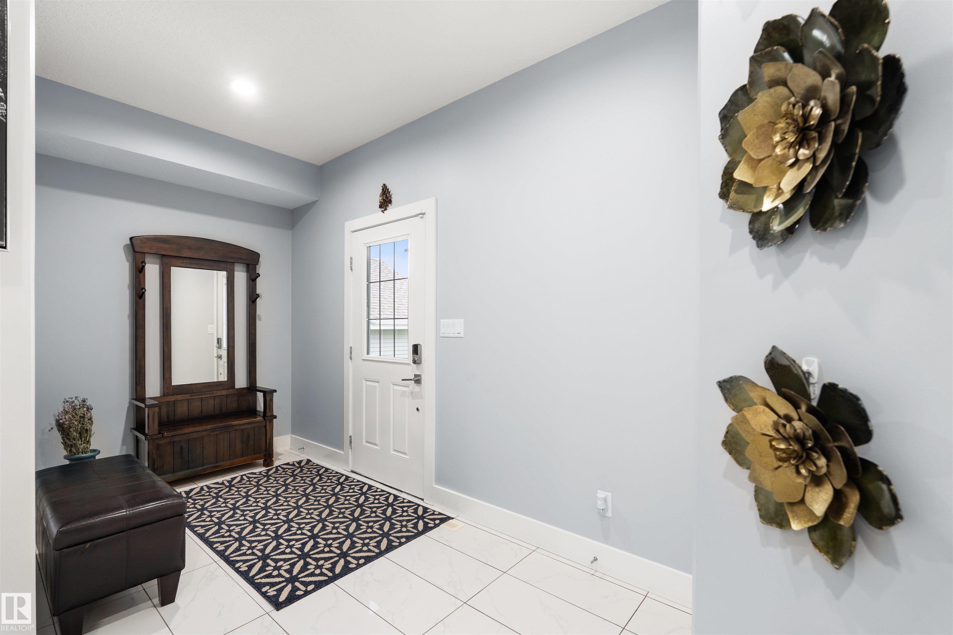 16327 17 Avenue SW, Glenridding Heights, Edmonton