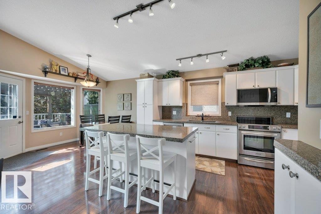 Photo 11 at 6909 159a Avenue NW, Ozerna, Edmonton