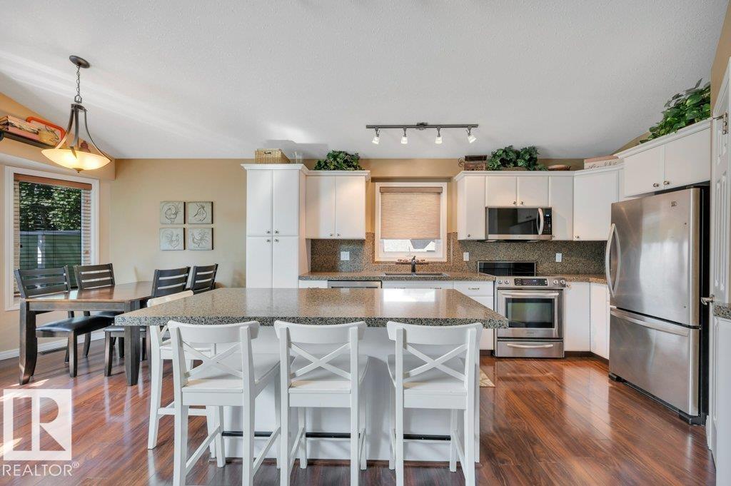 Photo 12 at 6909 159a Avenue NW, Ozerna, Edmonton