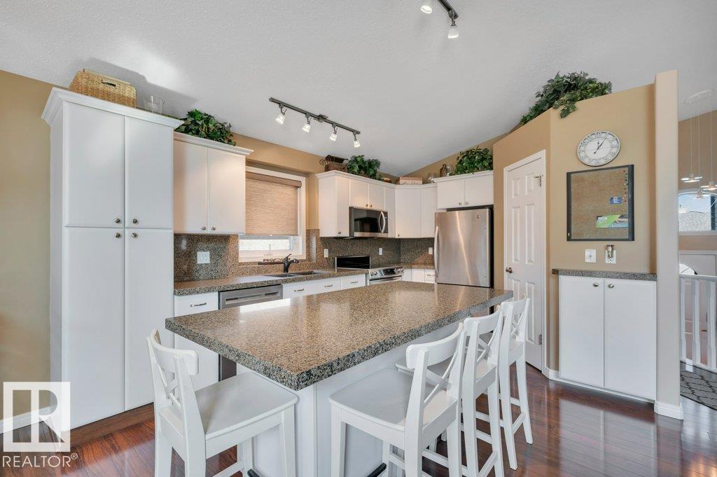 Photo 13 at 6909 159a Avenue NW, Ozerna, Edmonton