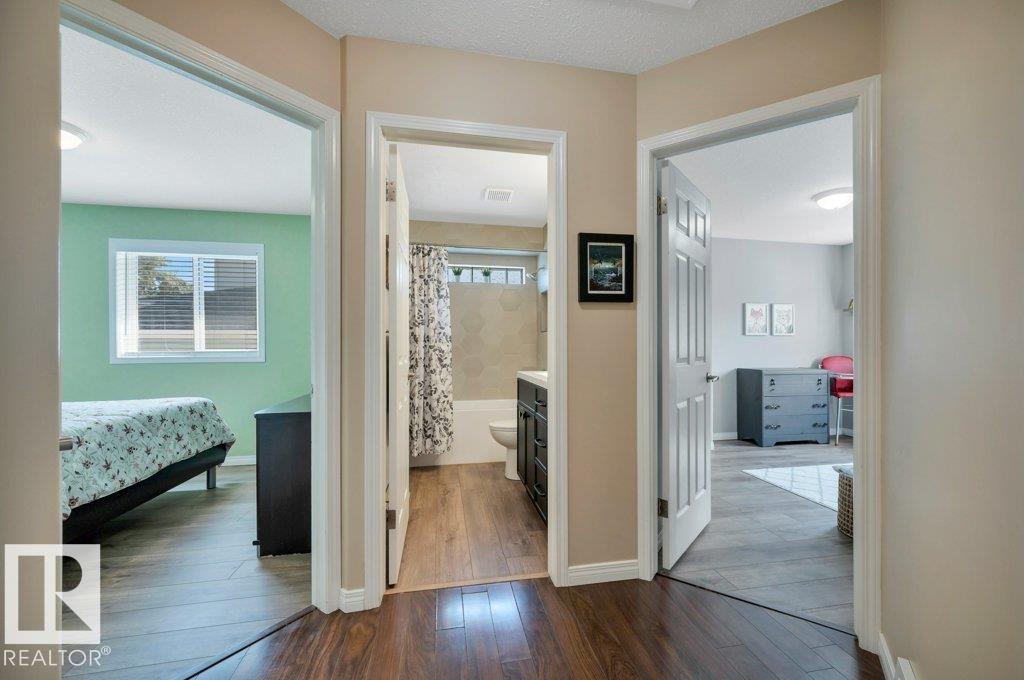 Photo 23 at 6909 159a Avenue NW, Ozerna, Edmonton