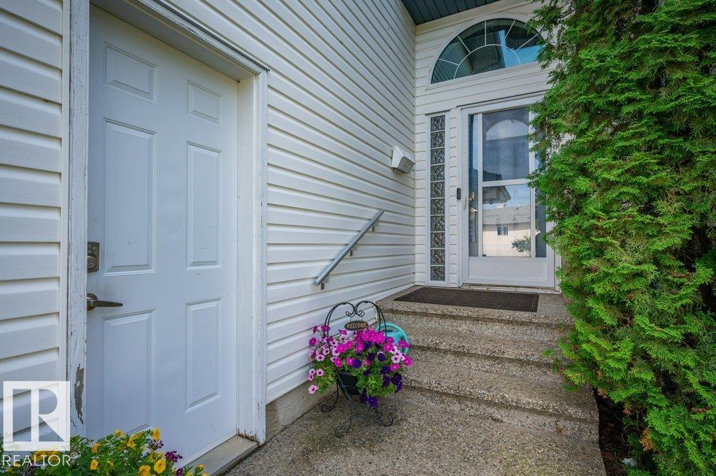 6909 159a Avenue NW, Ozerna, Edmonton