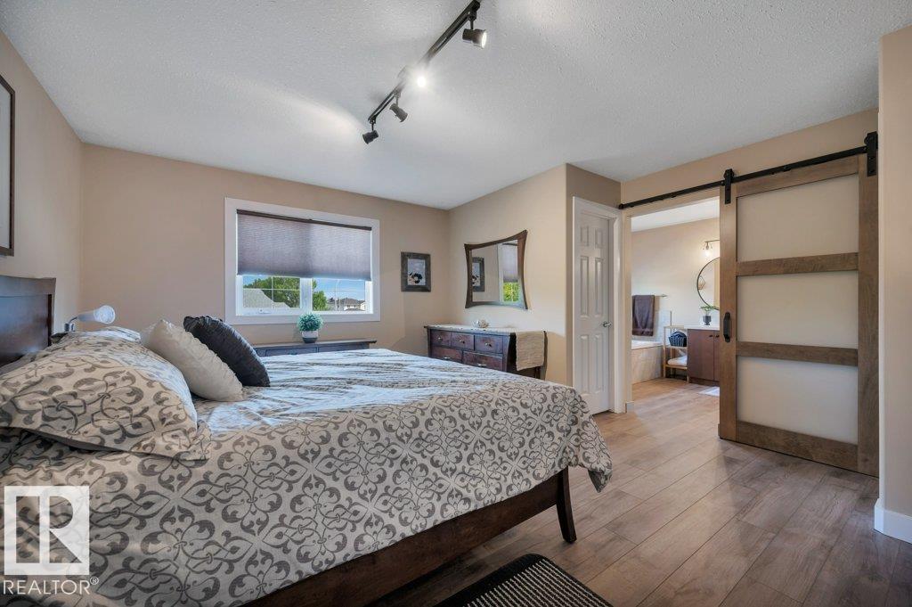 Photo 31 at 6909 159a Avenue NW, Ozerna, Edmonton