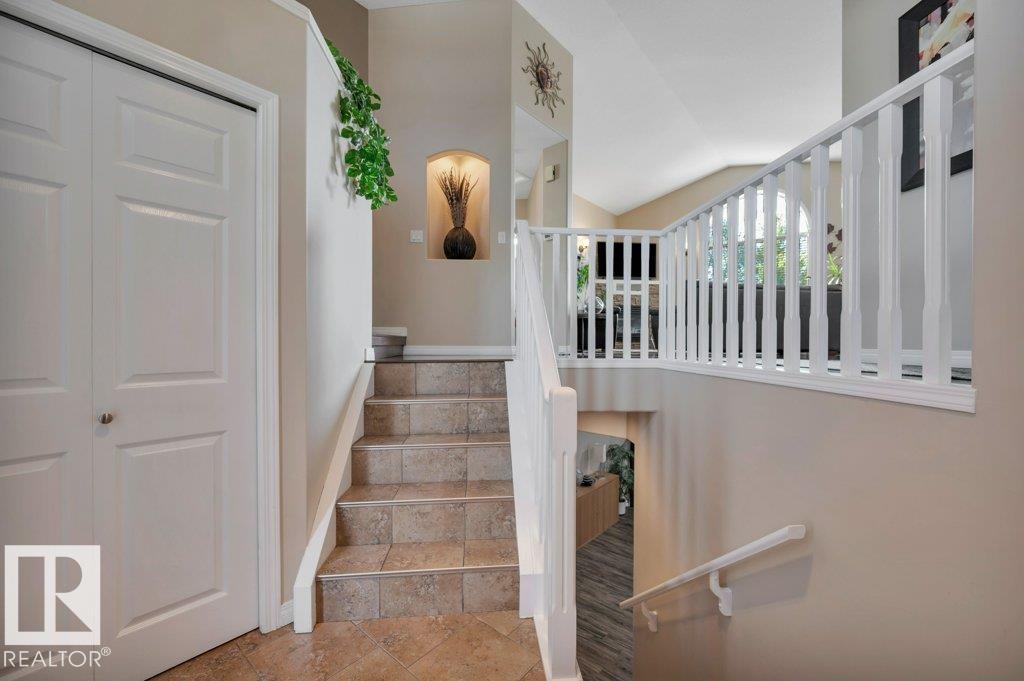 Photo 6 at 6909 159a Avenue NW, Ozerna, Edmonton