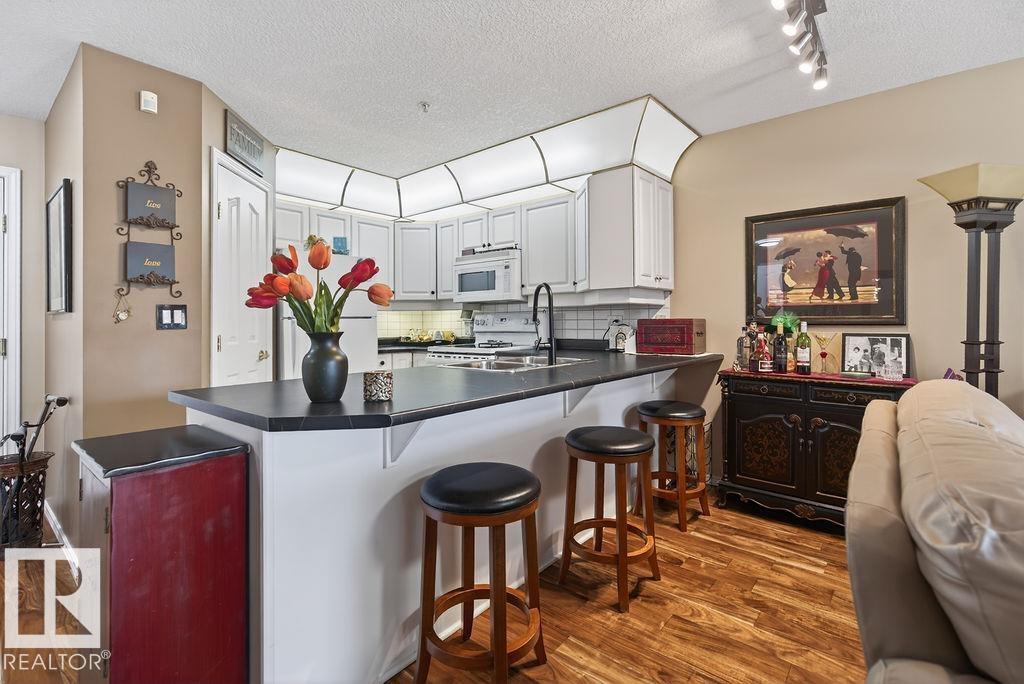 Photo 12 at 112 - 6703 172 Street NW, Callingwood South, Edmonton