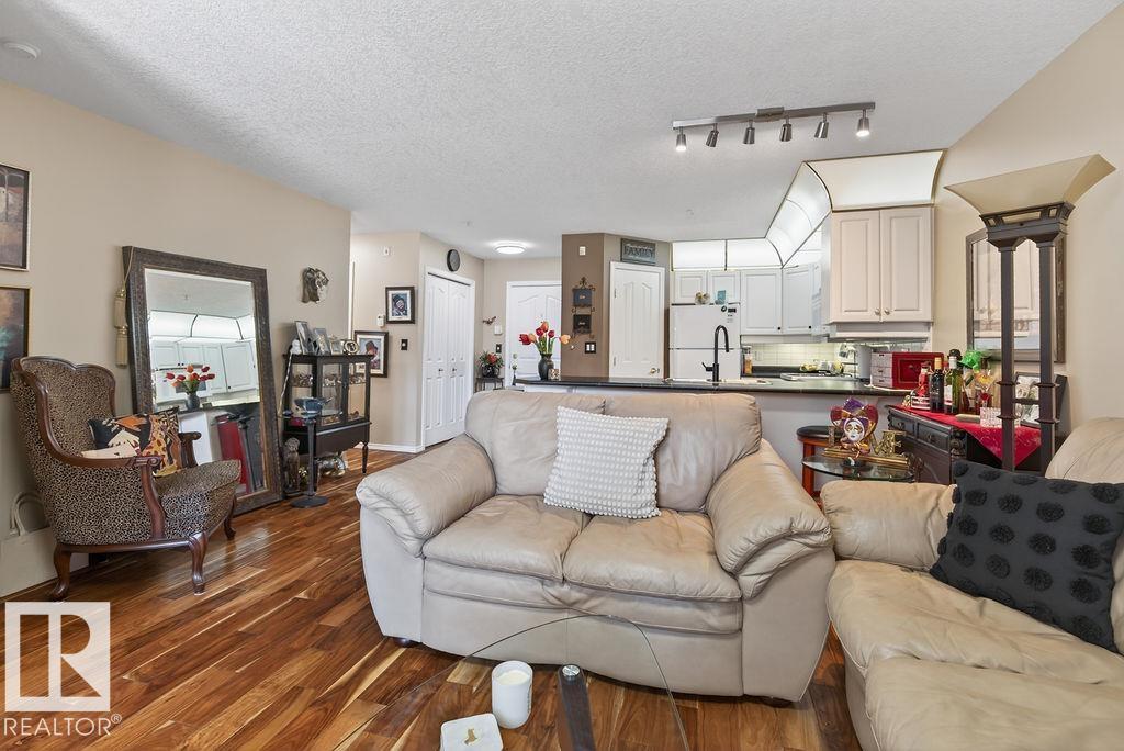 Photo 15 at 112 - 6703 172 Street NW, Callingwood South, Edmonton