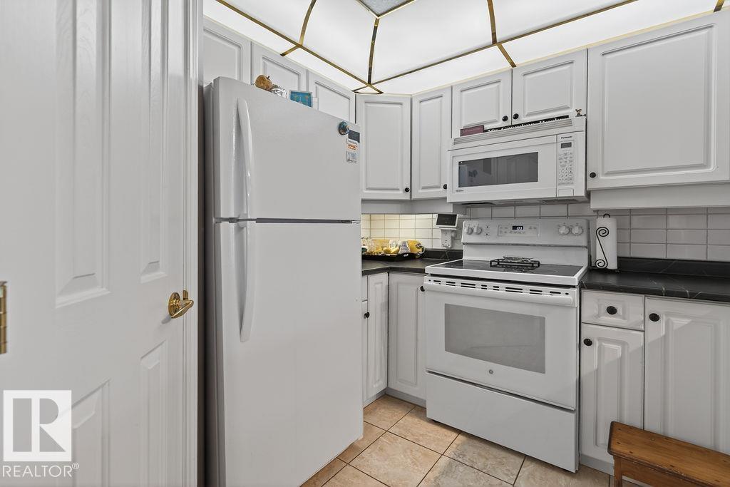 Photo 8 at 112 - 6703 172 Street NW, Callingwood South, Edmonton