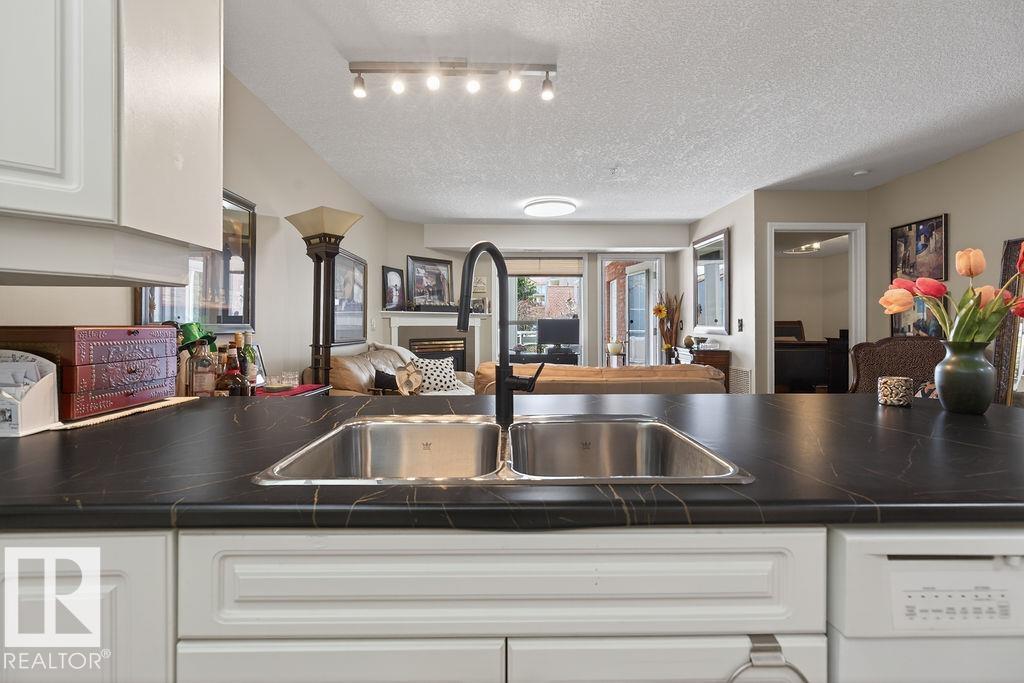 Photo 9 at 112 - 6703 172 Street NW, Callingwood South, Edmonton