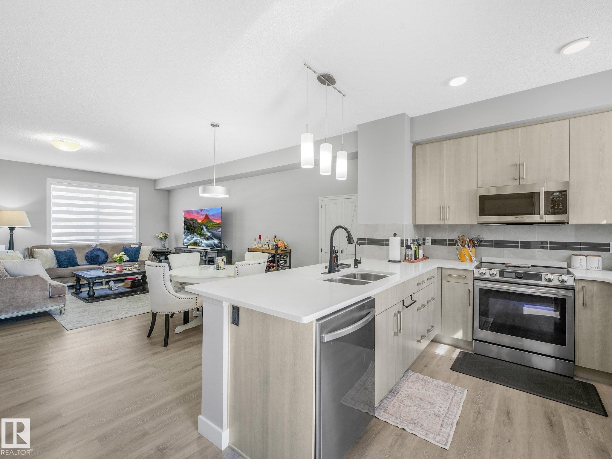 Photo 42 at 20 - 13139 205 Street NW, Trumpeter Area, Edmonton