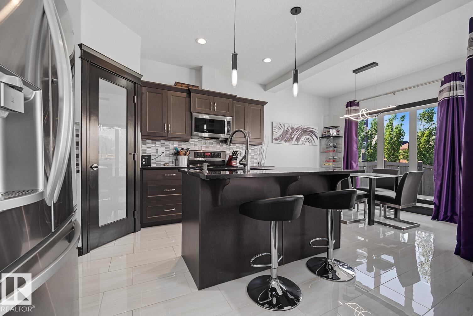 Photo 9 at 3629 Hummingbird Way NW, Starling, Edmonton
