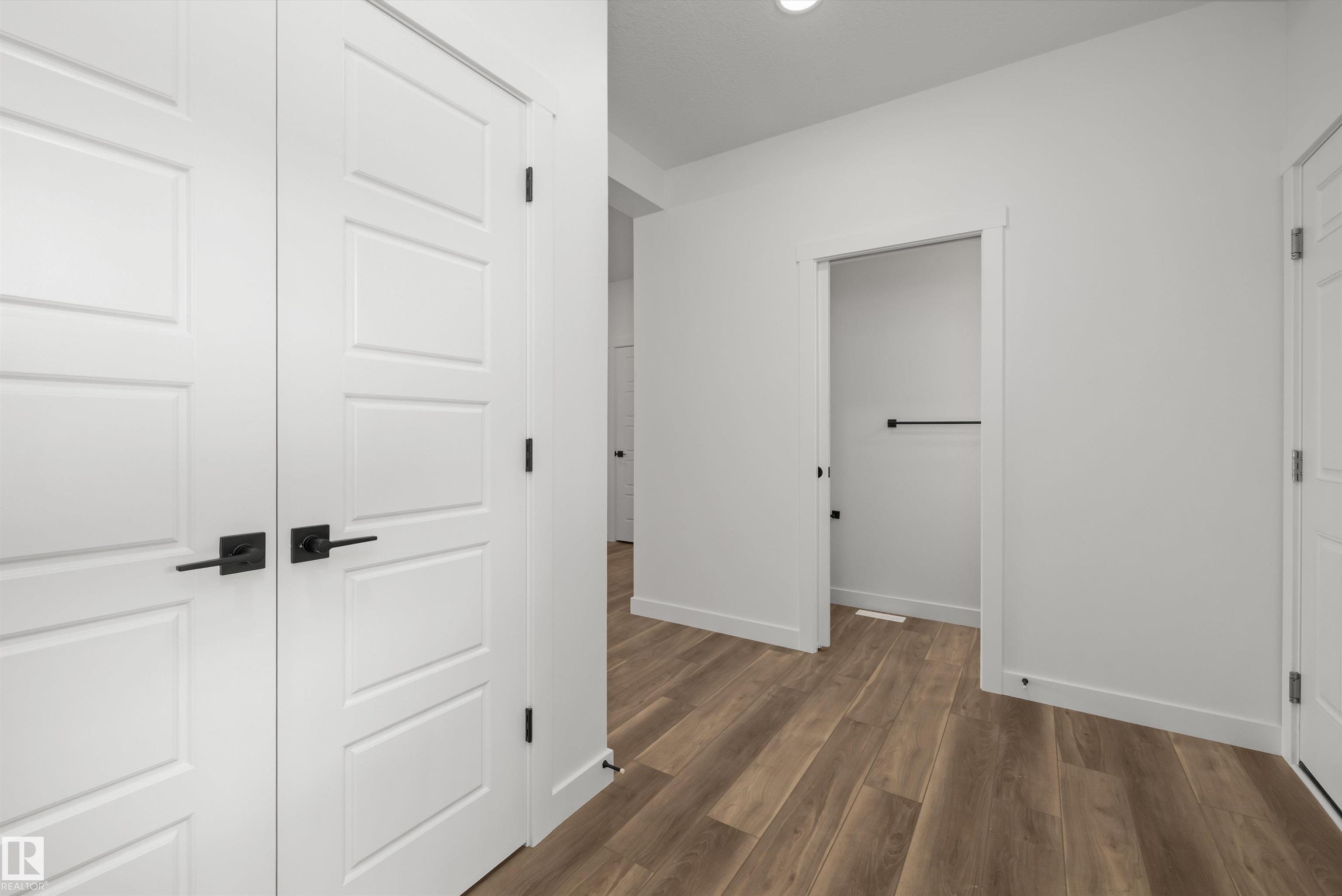 21168 22 Avenue NW, Stillwater, Edmonton
