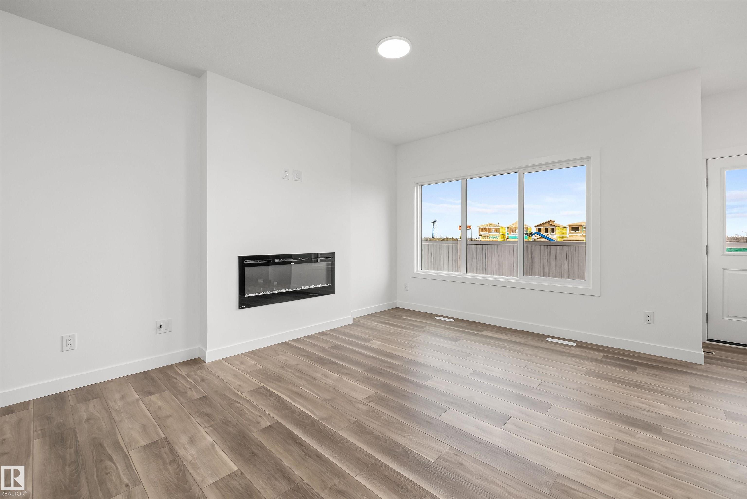 Photo 10 at 21168 22 Avenue NW, Stillwater, Edmonton