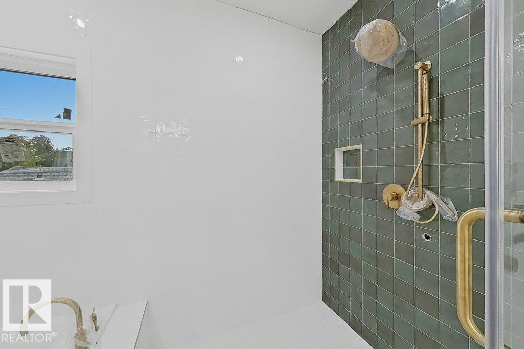 Photo 15 at 9736 73 Avenue NW, Ritchie, Edmonton