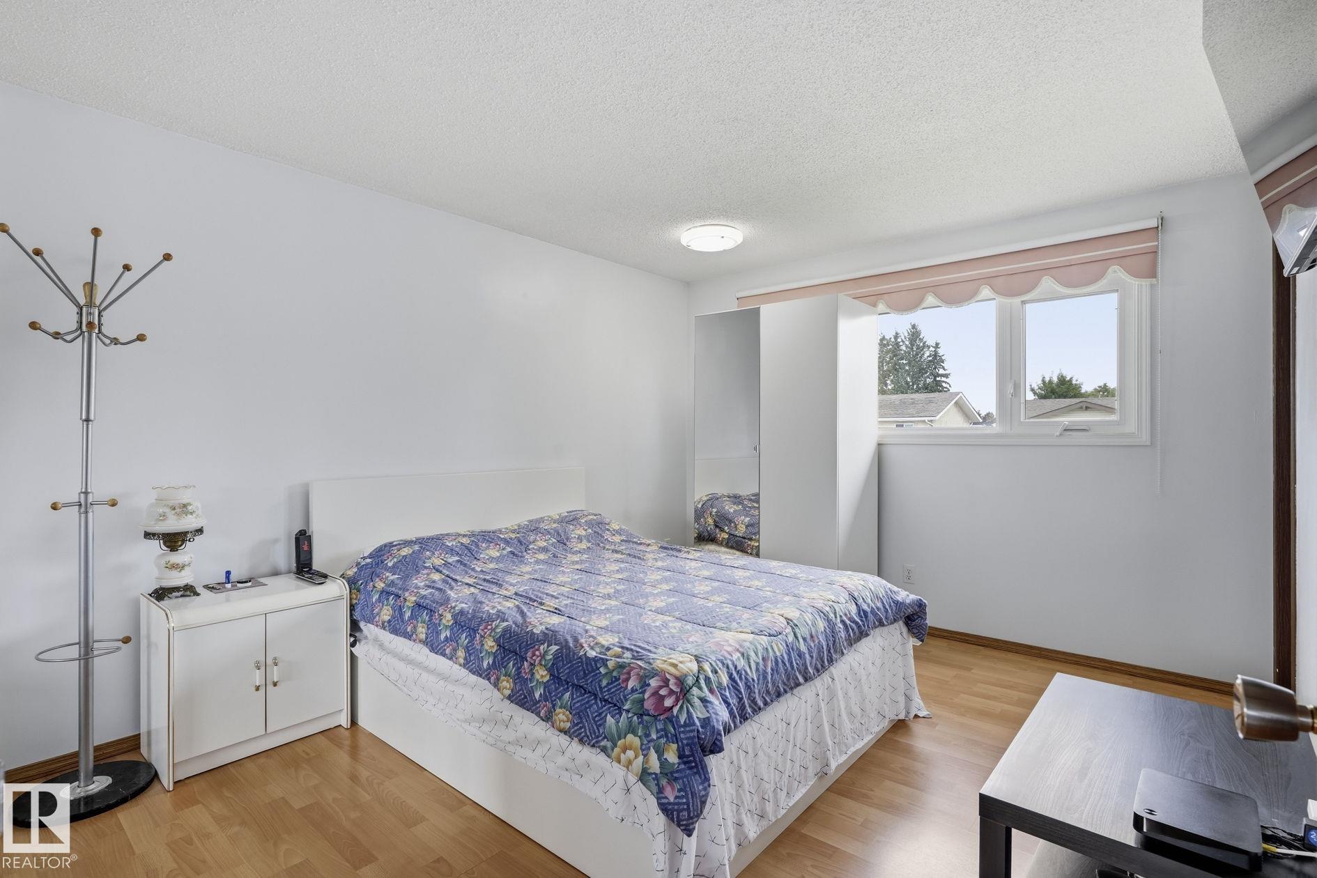 Photo 11 at 10007 168 Avenue NW, Baturyn, Edmonton
