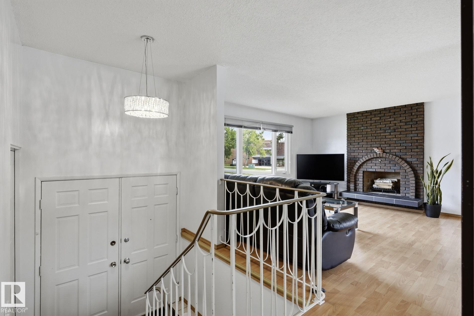 10007 168 Avenue NW, Baturyn, Edmonton